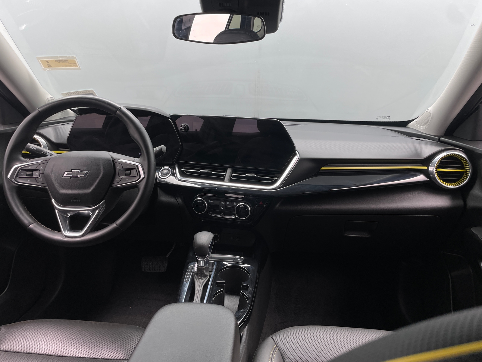 Thumbnail: 2024 Chevrolet Trax - 2