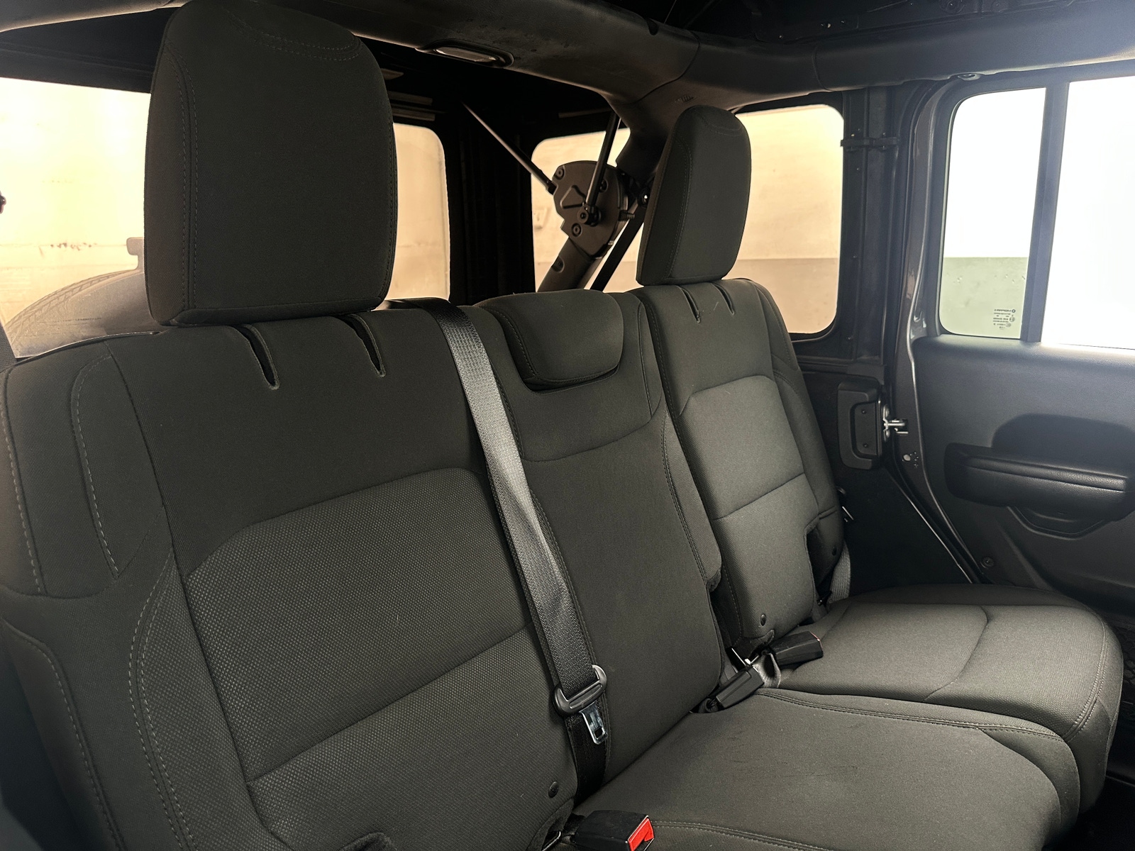 Thumbnail: 2018 Jeep Wrangler - 6