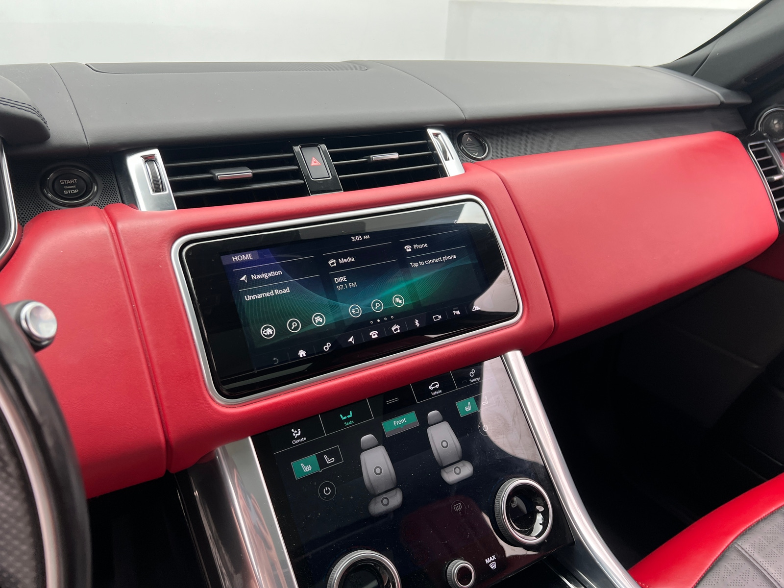 Thumbnail: 2022 Land Rover Range Rover Sport - 3