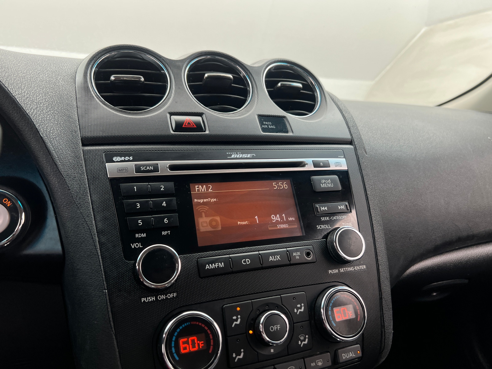 Thumbnail: 2010 Nissan Altima - 3