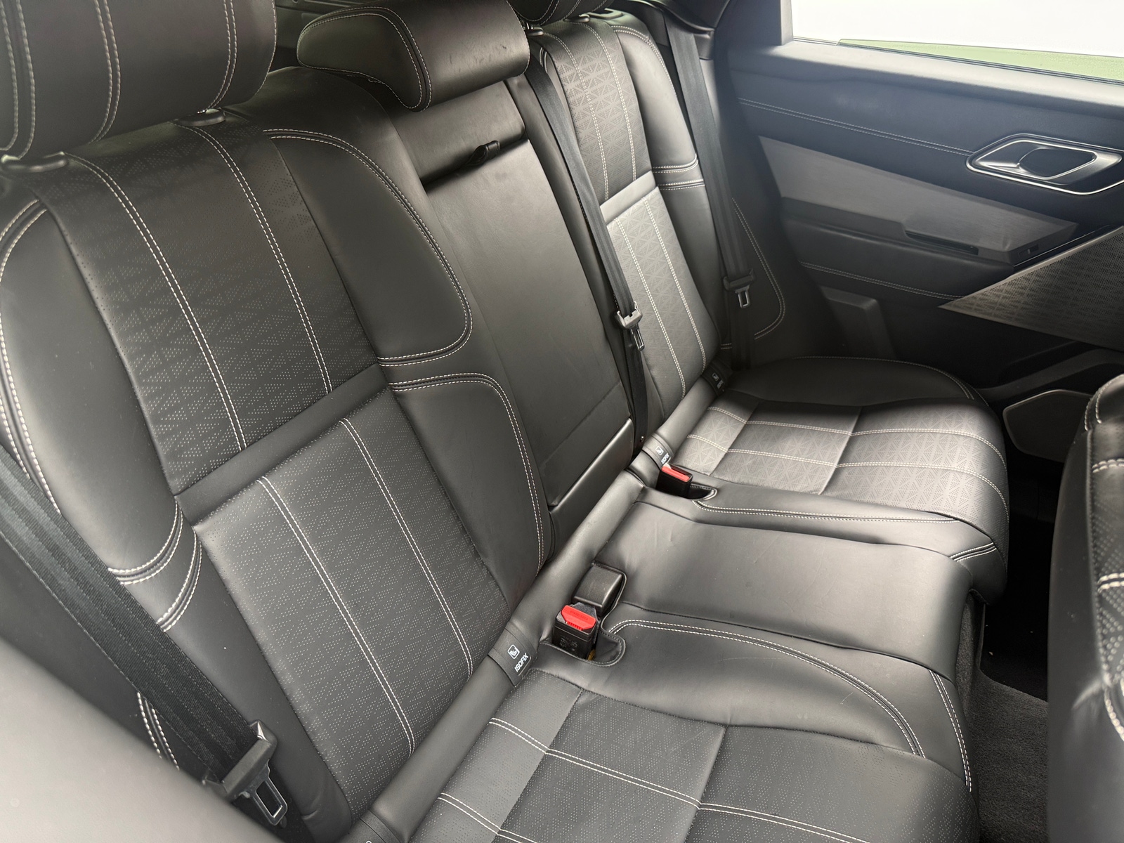 Thumbnail: 2021 Land Rover Range Rover Velar - 5