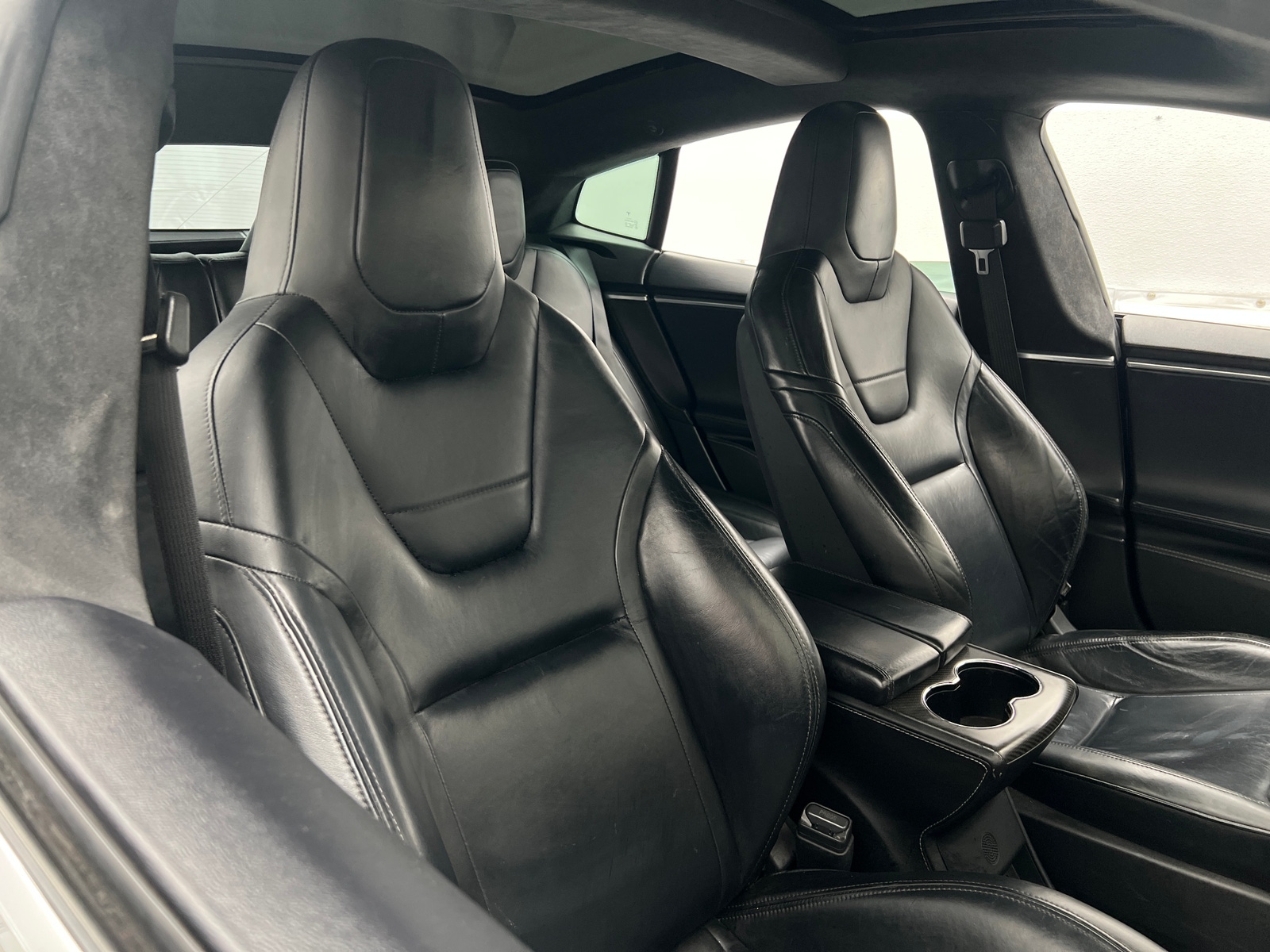 Thumbnail: 2014 Tesla Model S - 2