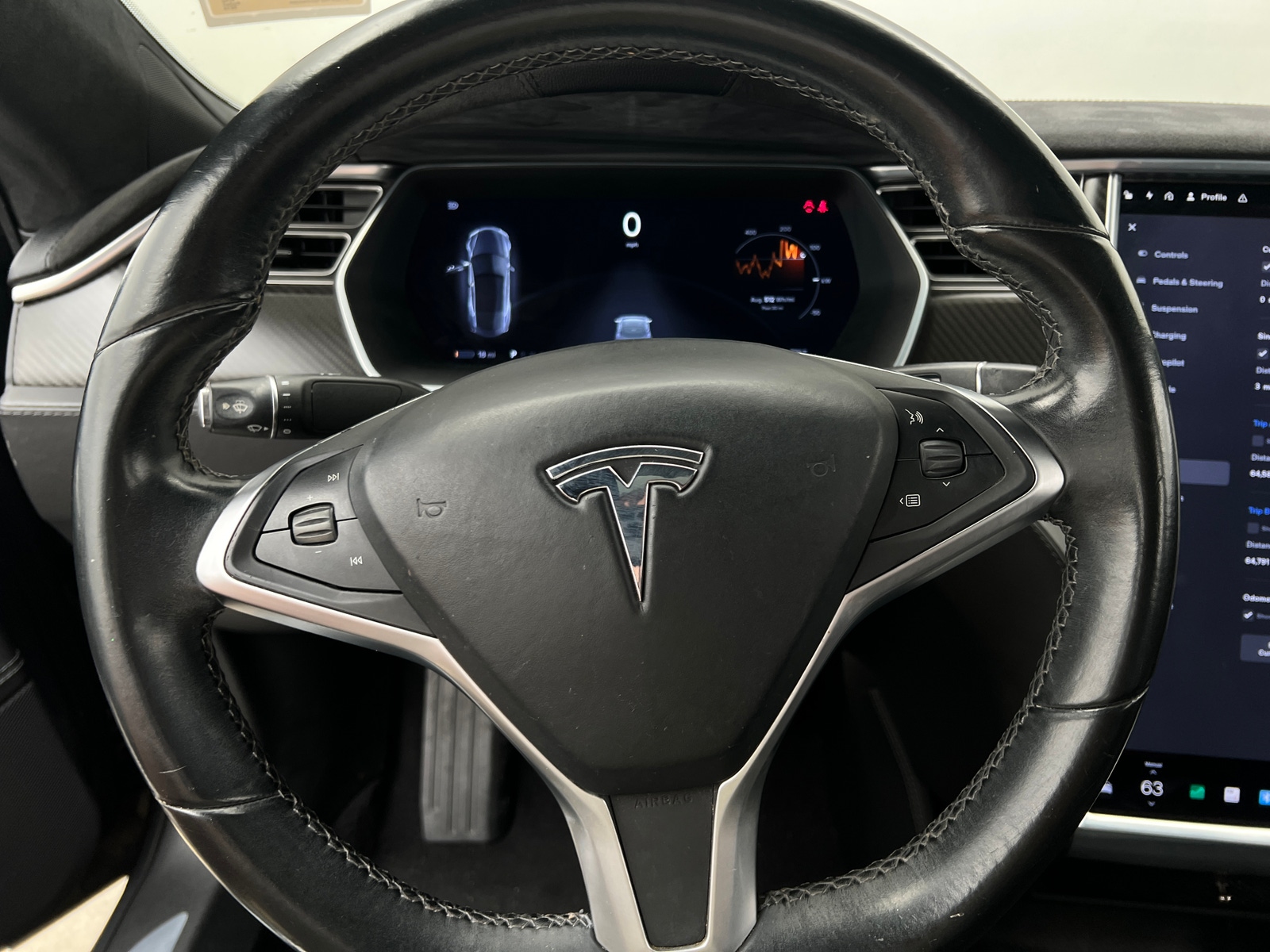 Thumbnail: 2014 Tesla Model S - 5