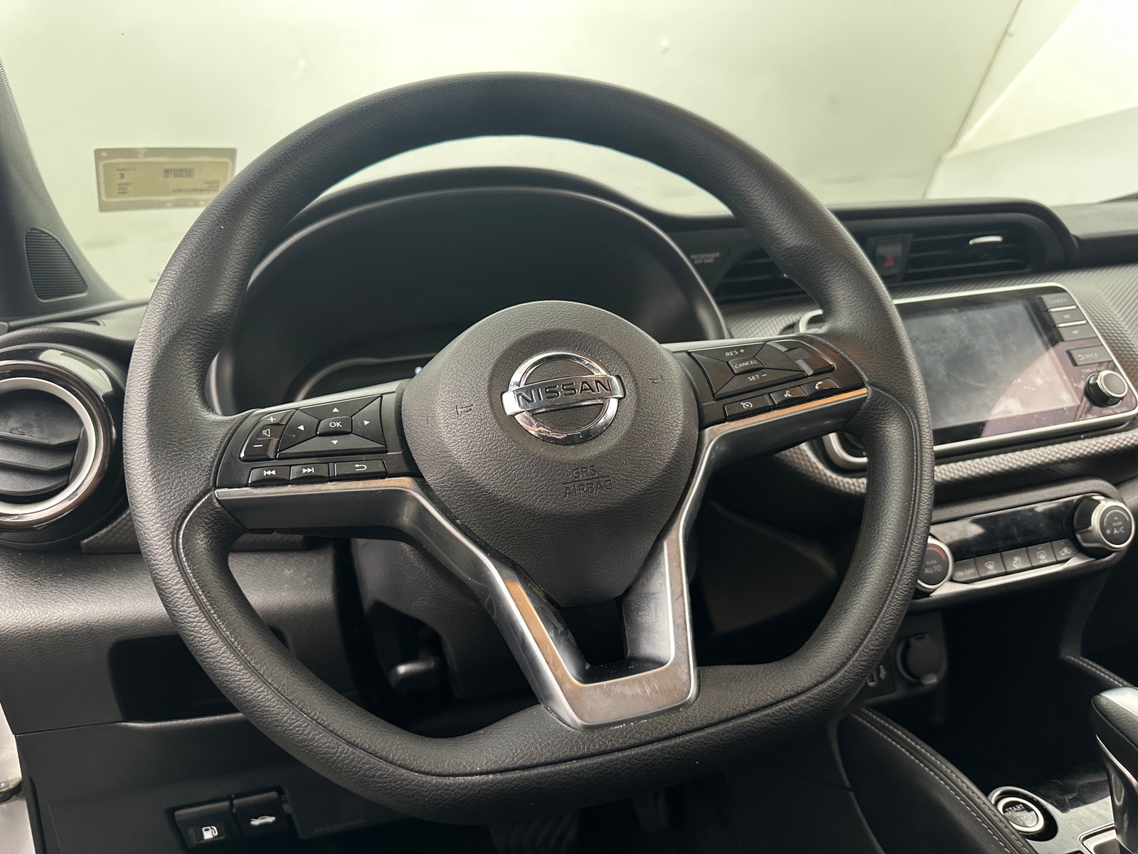 Thumbnail: 2020 Nissan Kicks - 5
