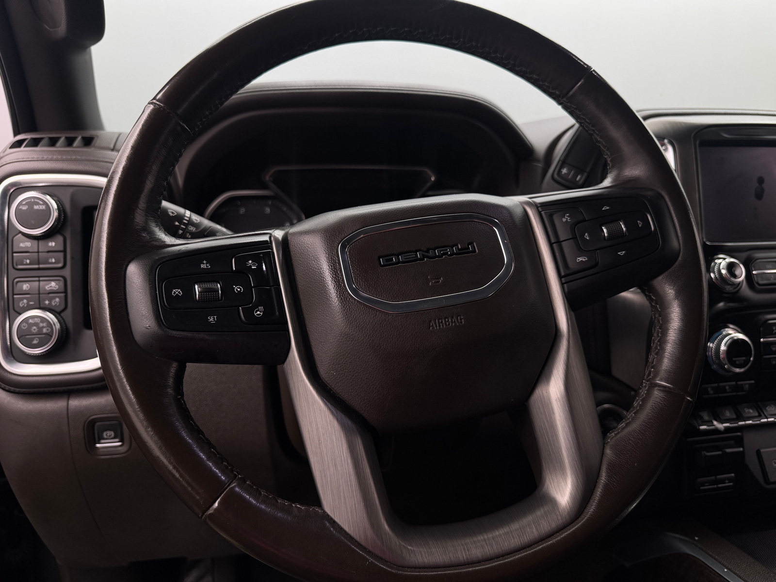 Thumbnail: 2022 GMC Sierra 2500 - 4
