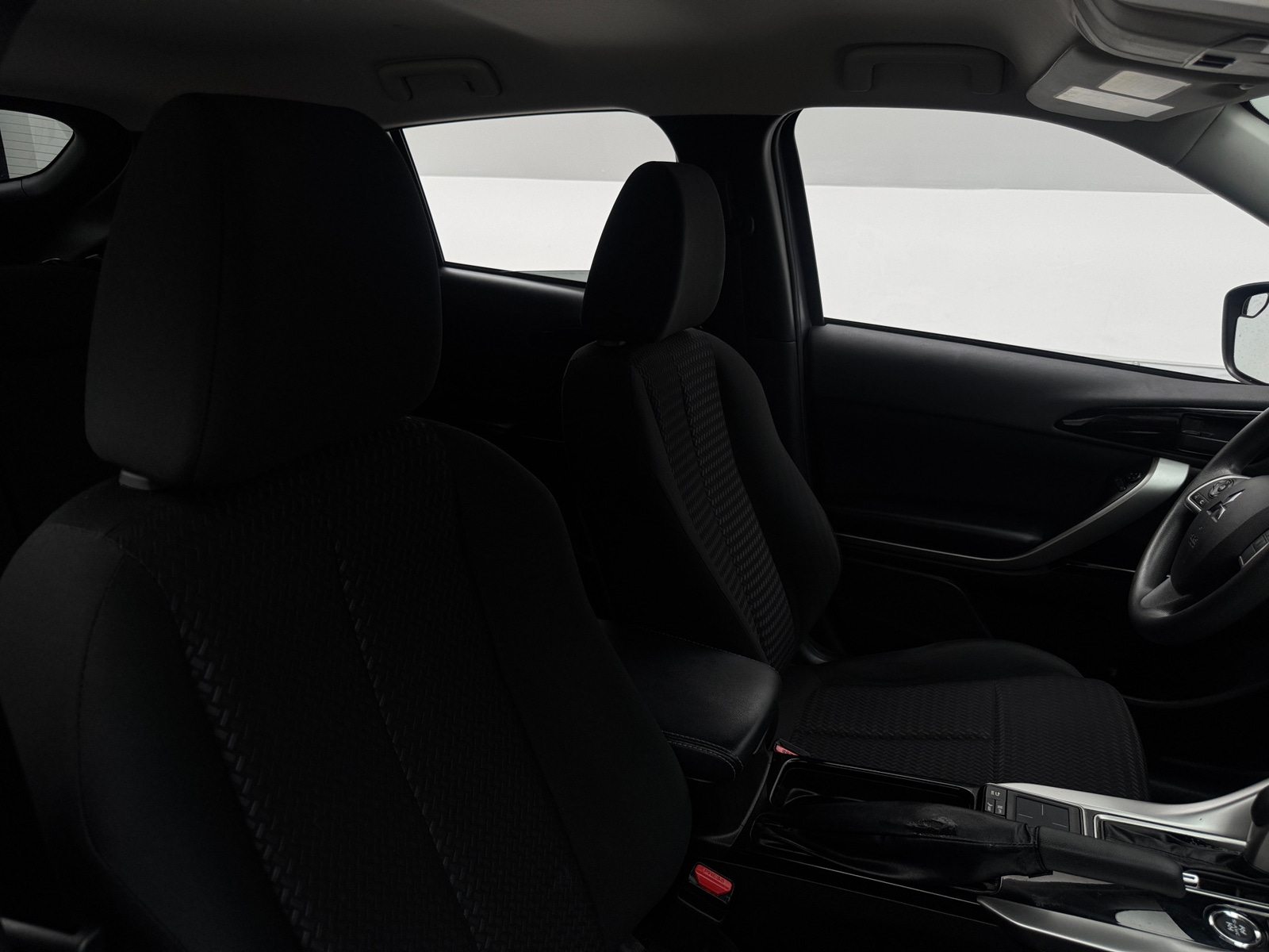 Thumbnail: 2019 Mitsubishi Eclipse Cross - 2