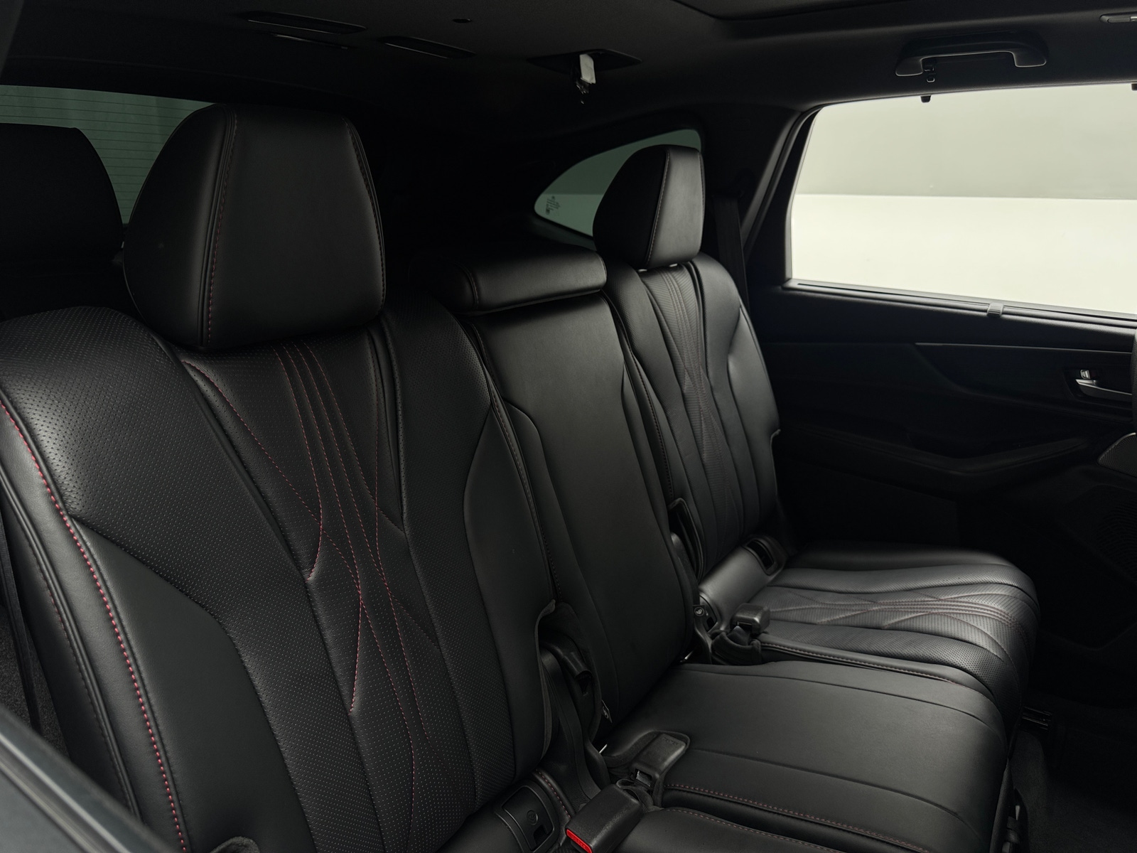 Thumbnail: 2024 Acura MDX - 5