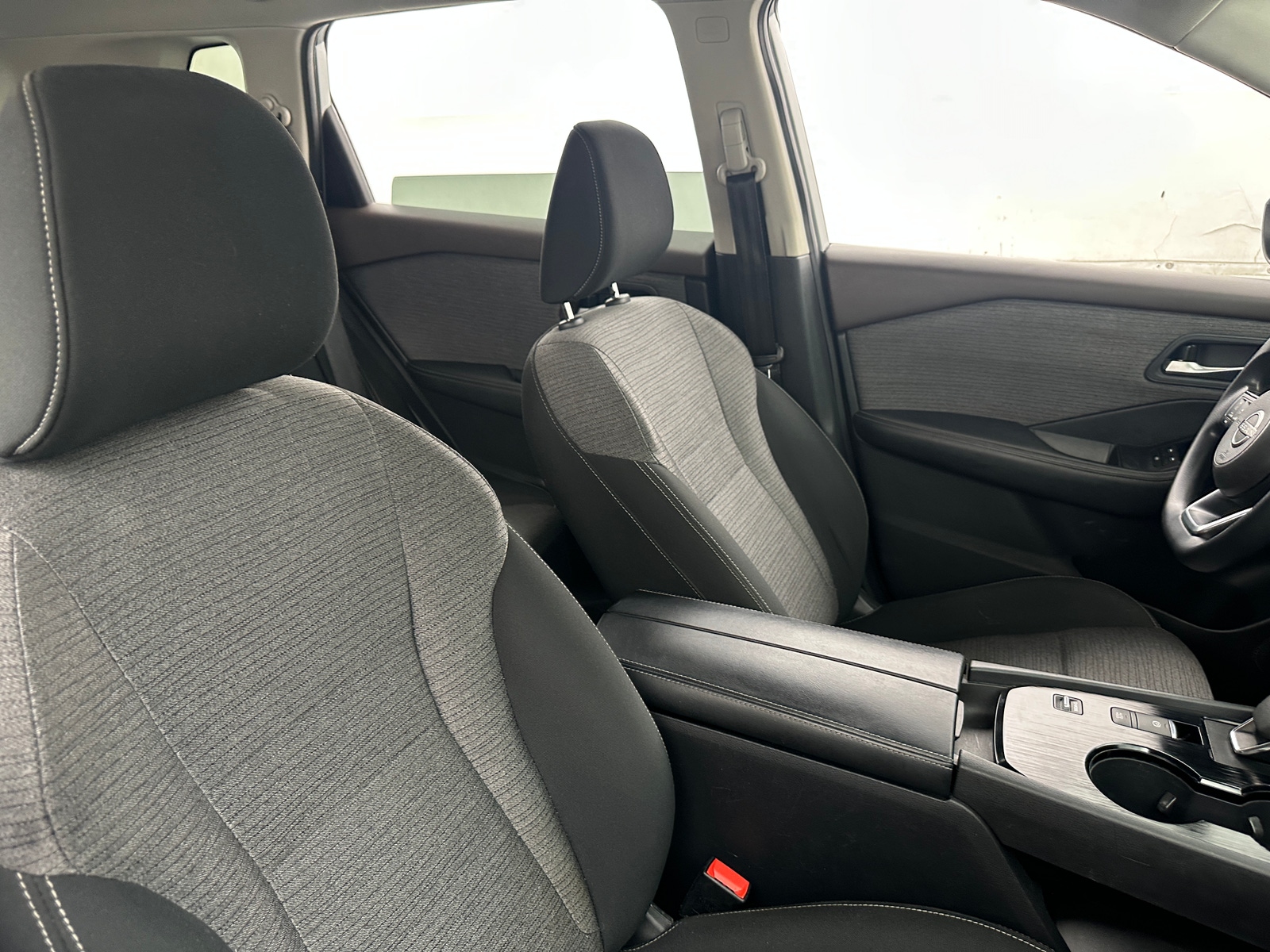 Thumbnail: 2023 Nissan Rogue - 2