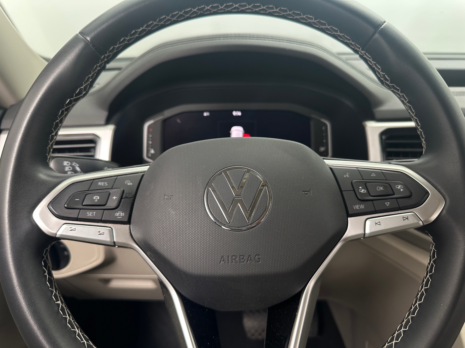 Thumbnail: 2023 Volkswagen Atlas - 5
