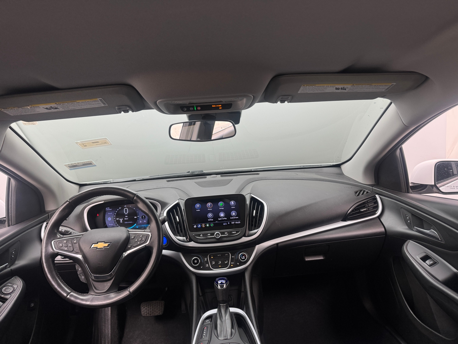 Thumbnail: 2019 Chevrolet Volt - 3