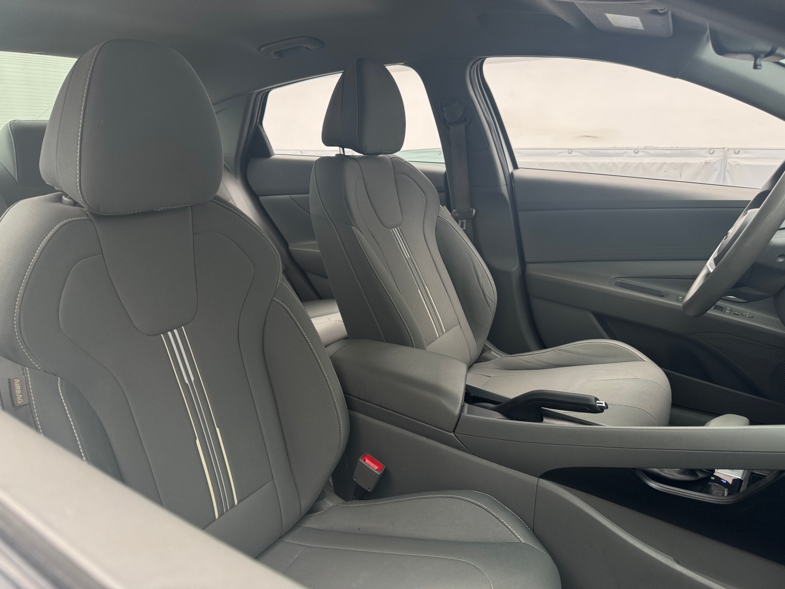 Thumbnail: 2023 Hyundai Elantra - 2