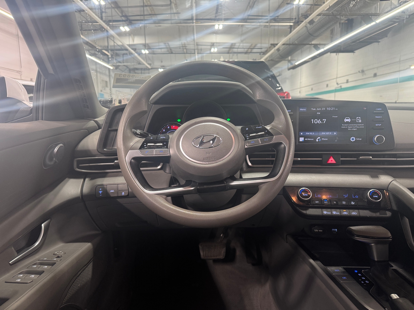 Thumbnail: 2023 Hyundai Elantra - 5