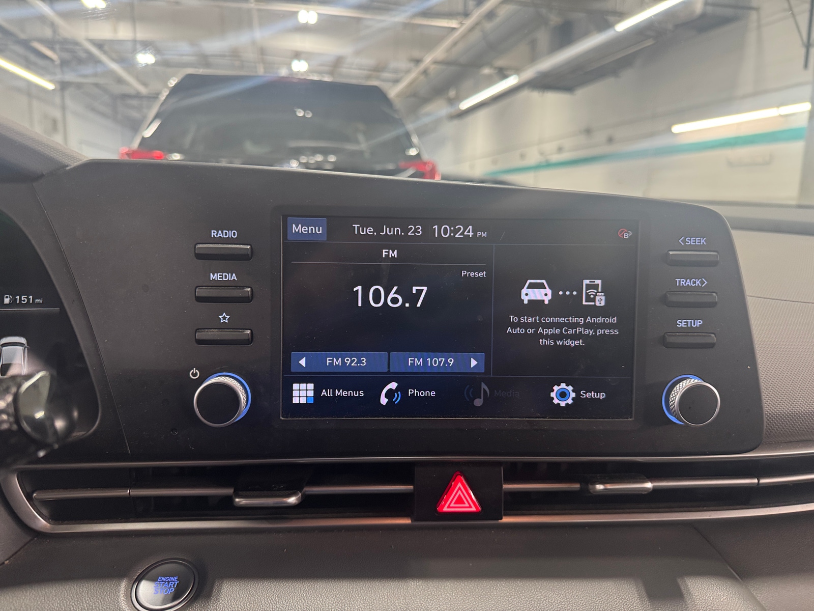 Thumbnail: 2023 Hyundai Elantra - 4