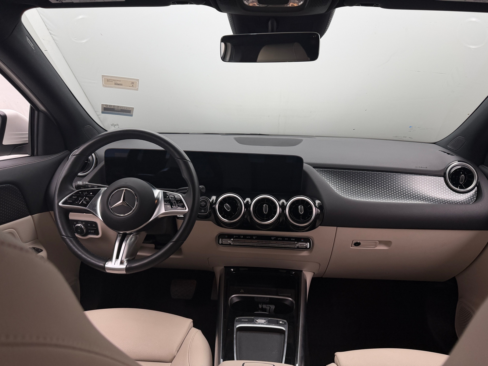Thumbnail: 2025 Mercedes-Benz GLA - 2