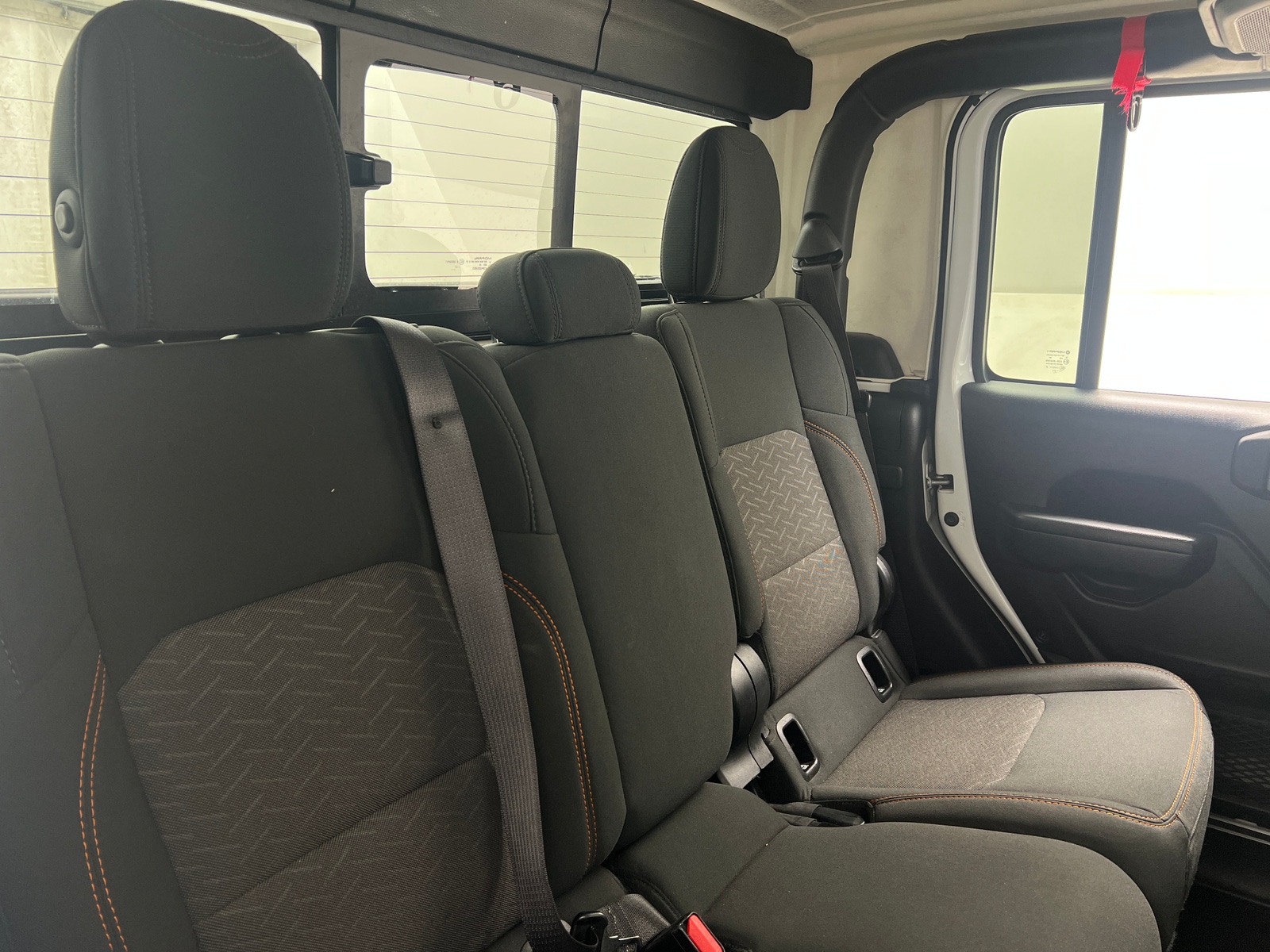 Thumbnail: 2021 Jeep Gladiator - 6