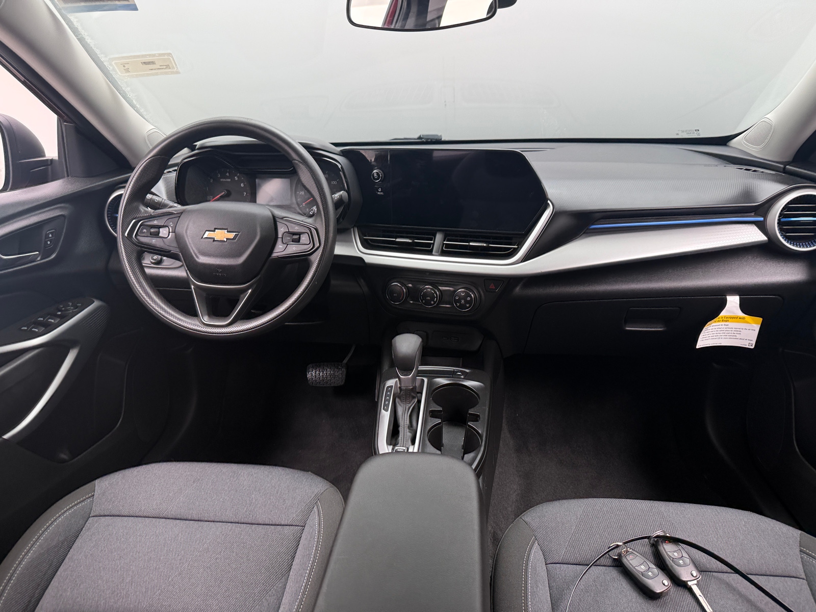 Thumbnail: 2024 Chevrolet Trax - 3