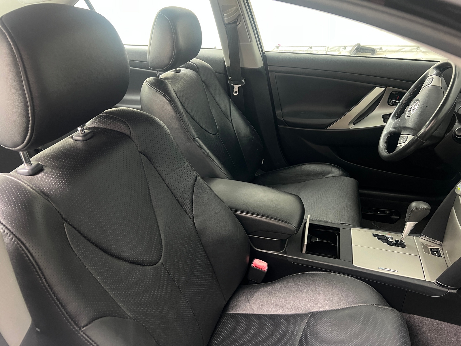 Thumbnail: 2011 Toyota Camry - 2