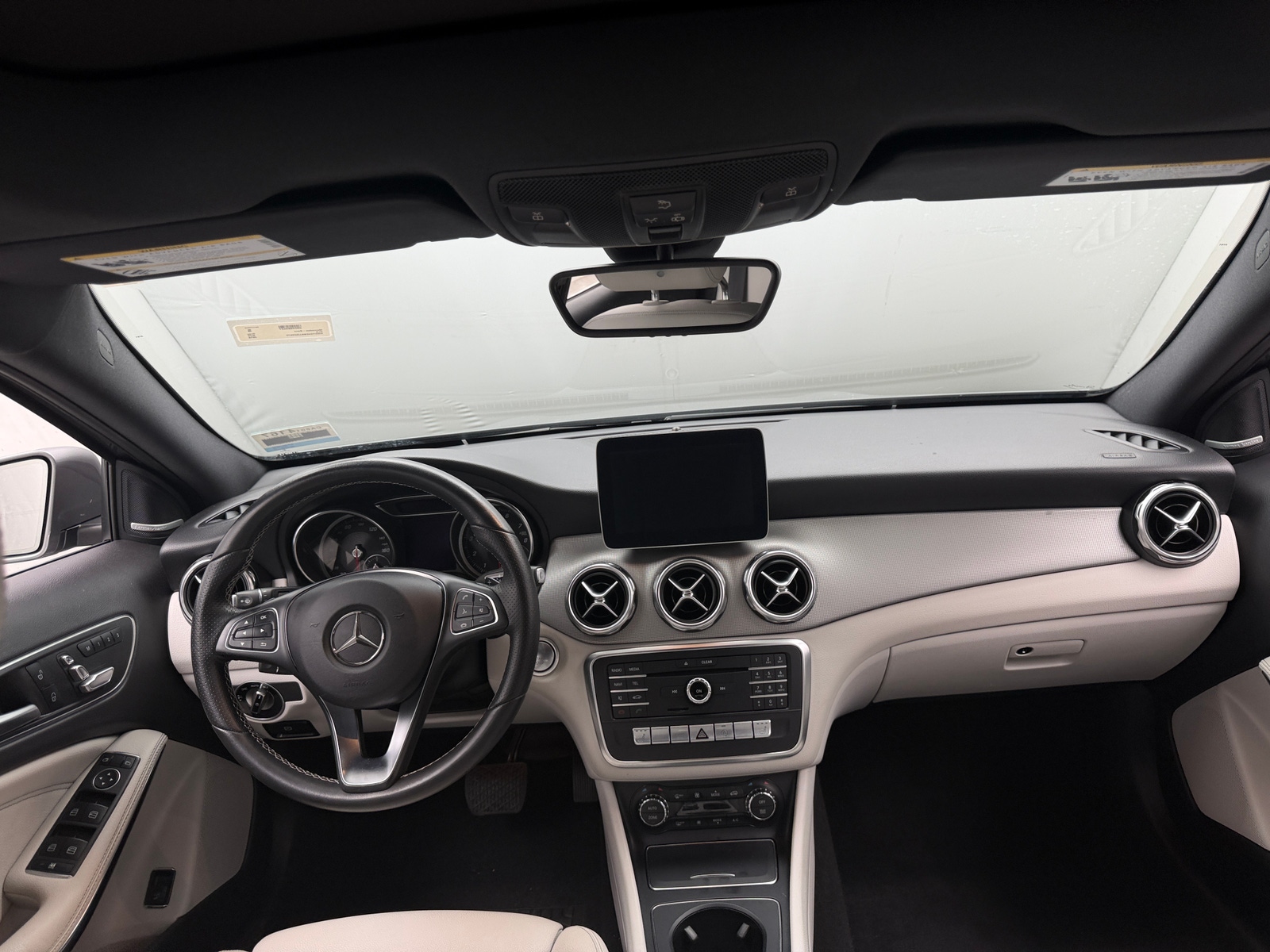 Thumbnail: 2018 Mercedes-Benz GLA - 2