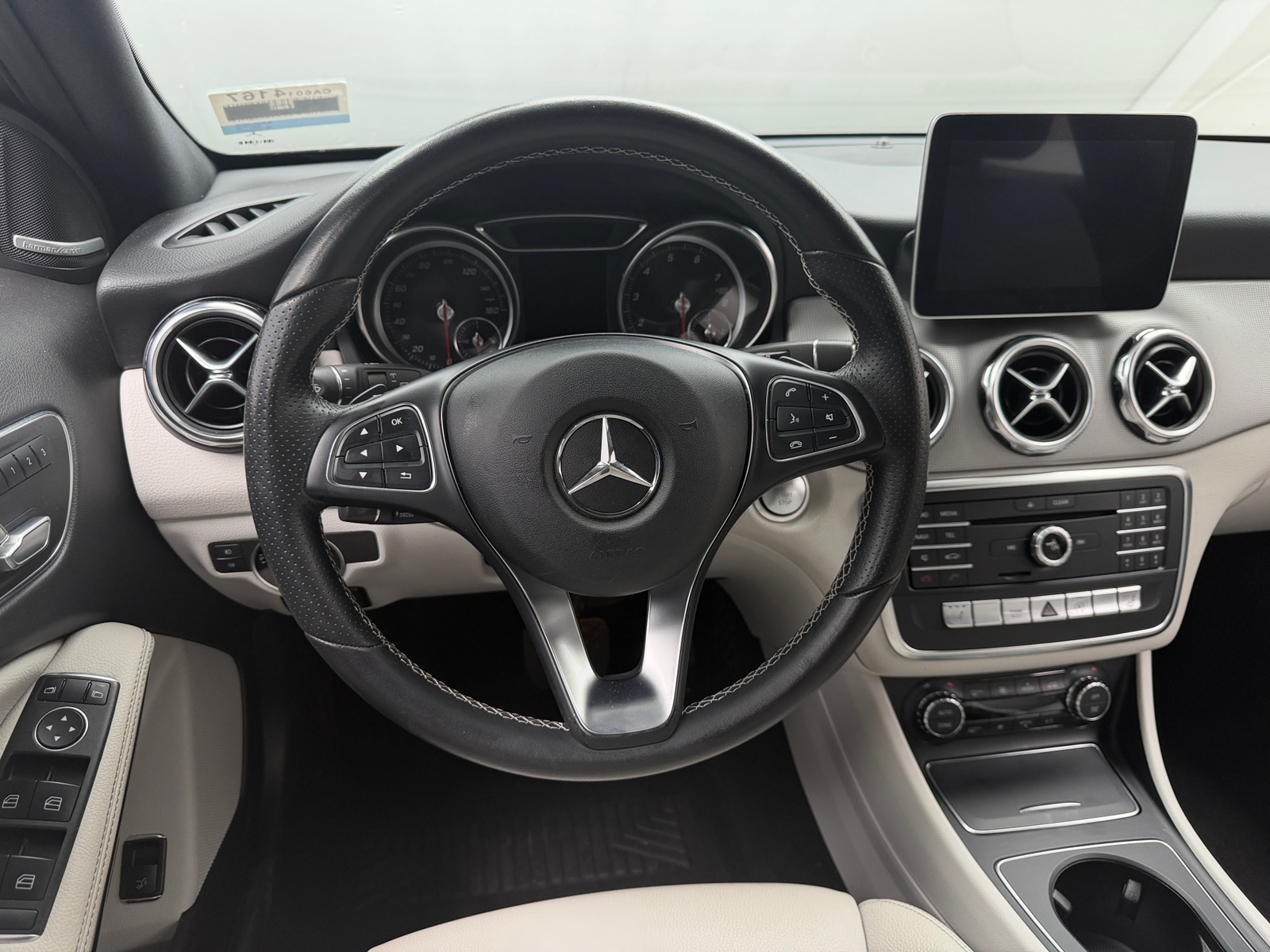 Thumbnail: 2018 Mercedes-Benz GLA - 4
