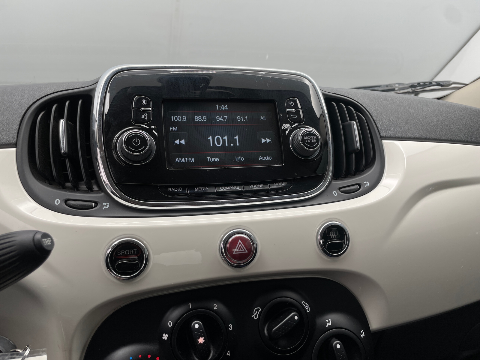 Thumbnail: 2018 Fiat 500 - 4