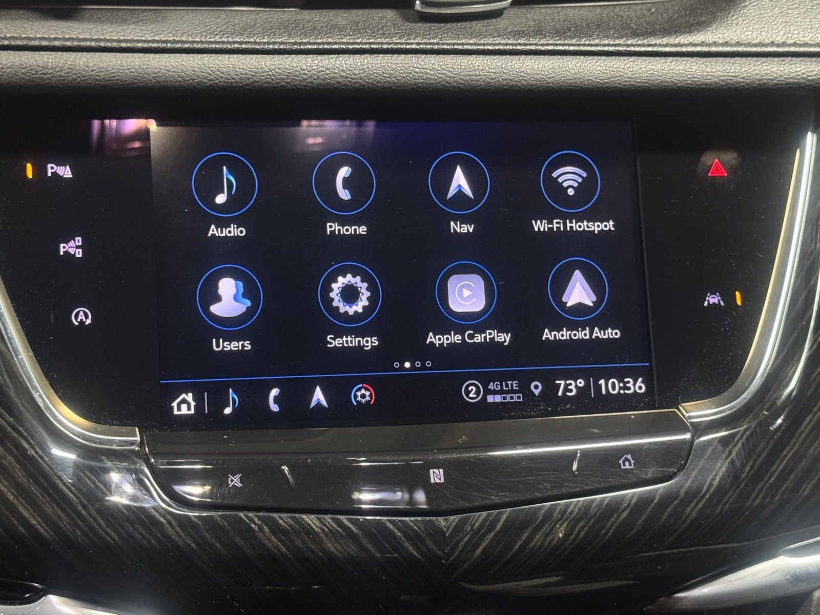 Thumbnail: 2021 Cadillac XT6 - 3