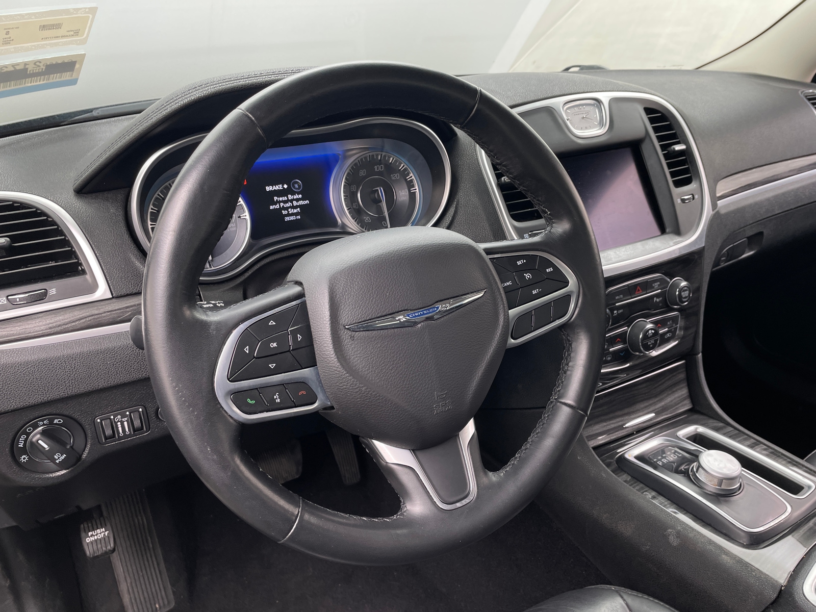 Thumbnail: 2022 Chrysler 300 - 4