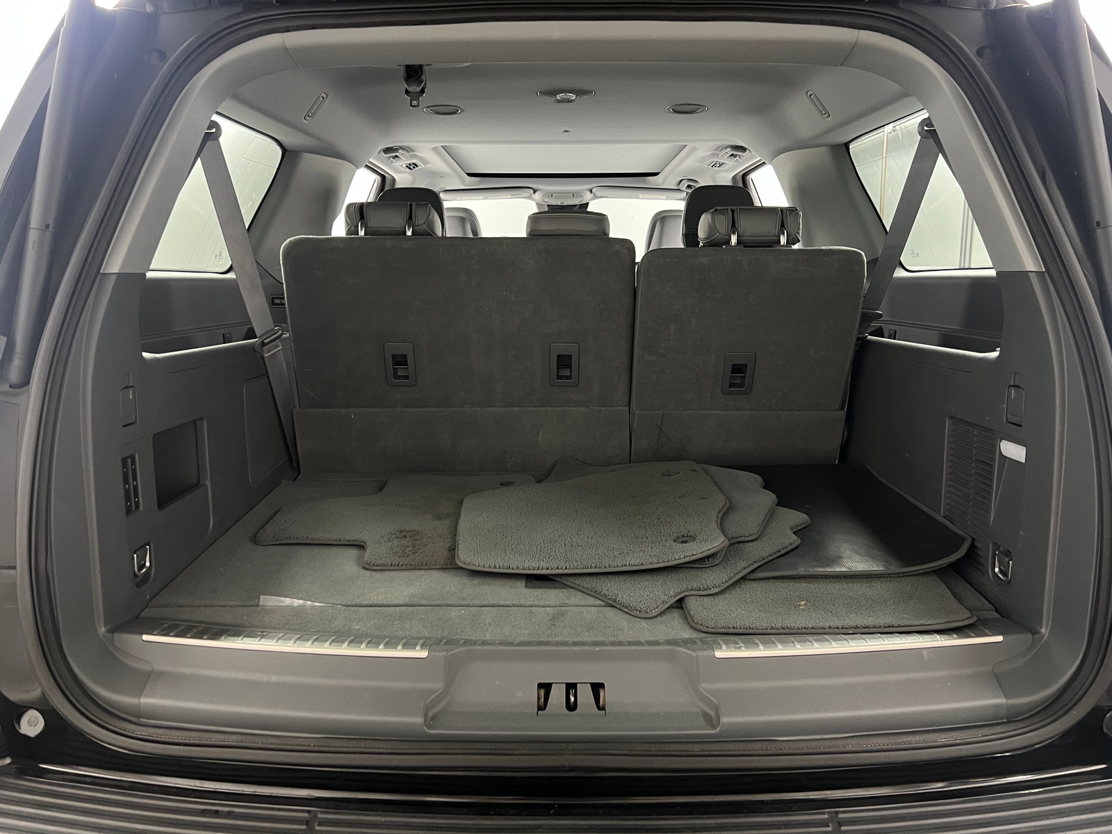 Thumbnail: 2019 Lincoln Navigator L - 6
