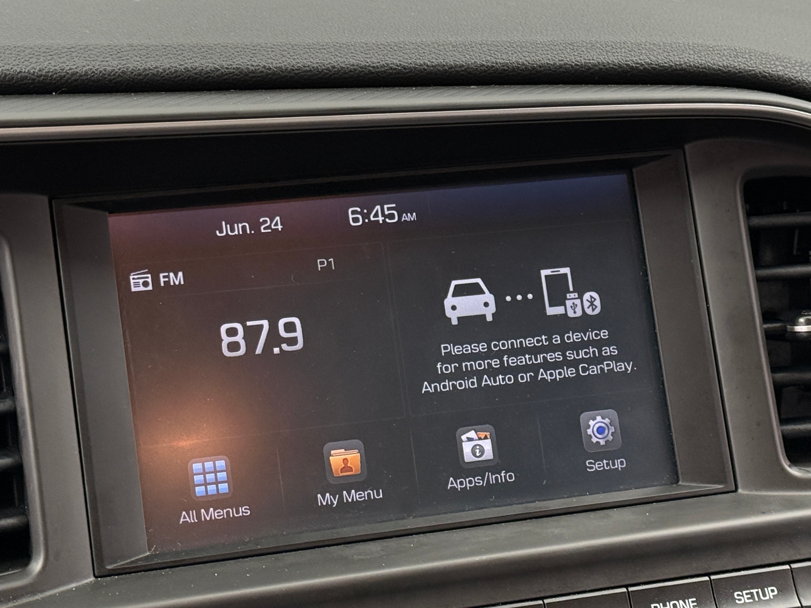 Thumbnail: 2019 Hyundai Elantra - 4