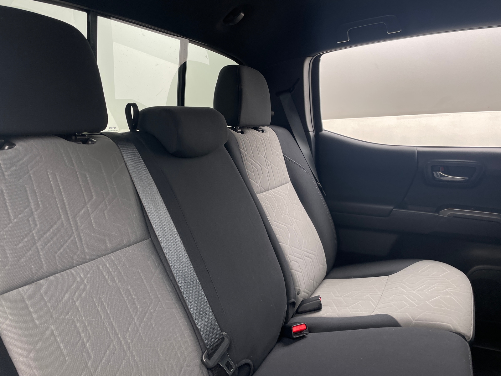 Thumbnail: 2021 Toyota Tacoma - 6