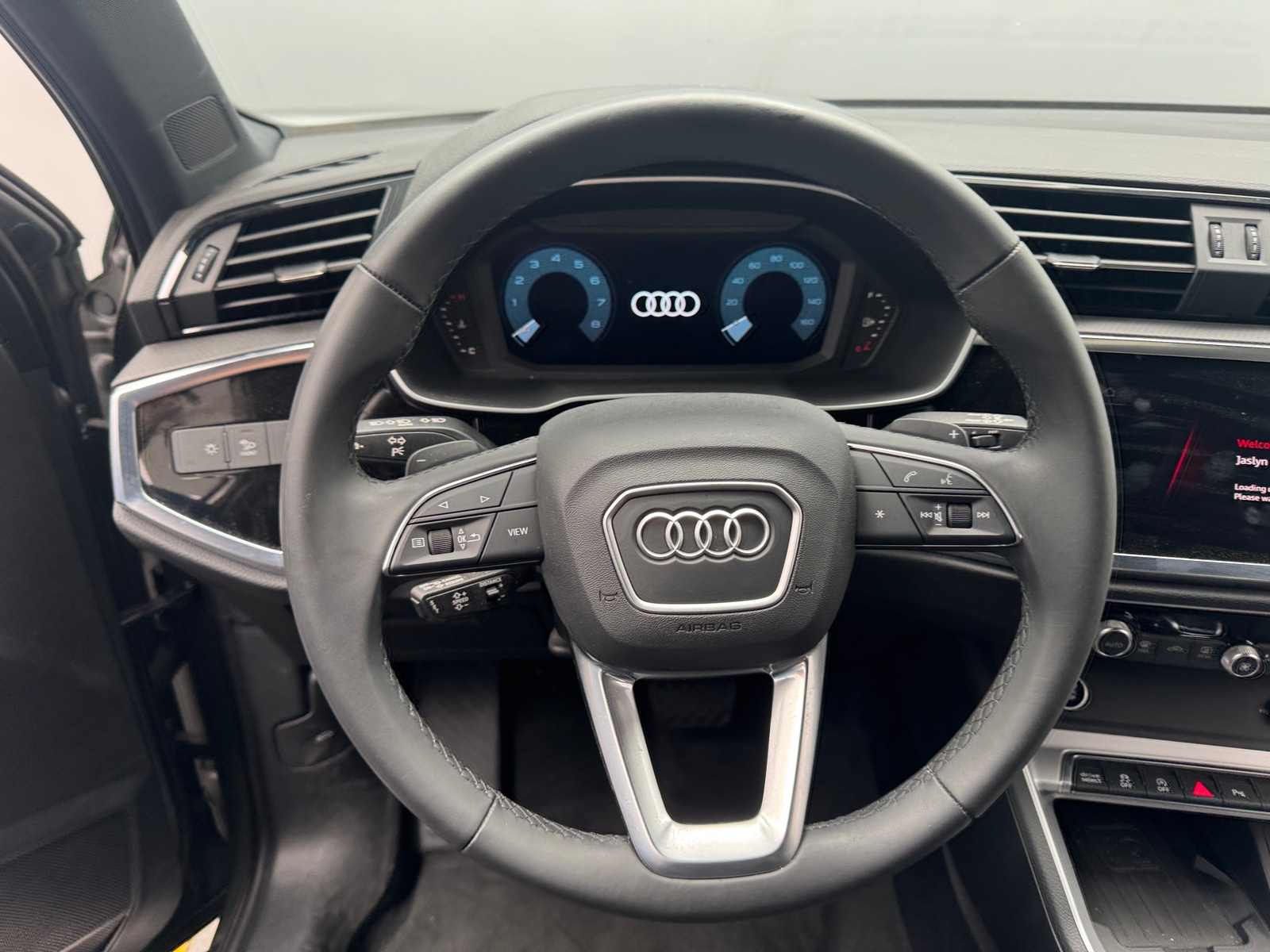 Thumbnail: 2024 Audi Q3 - 4
