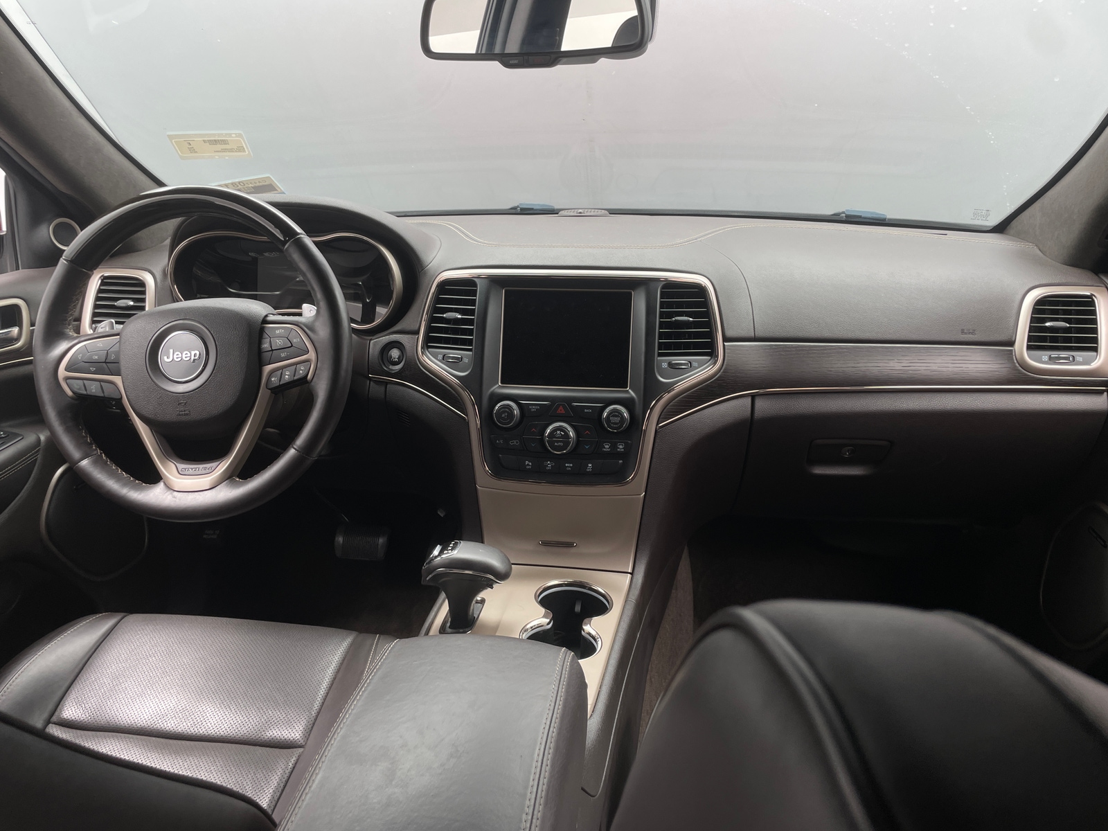 Thumbnail: 2015 Jeep Grand Cherokee - 2
