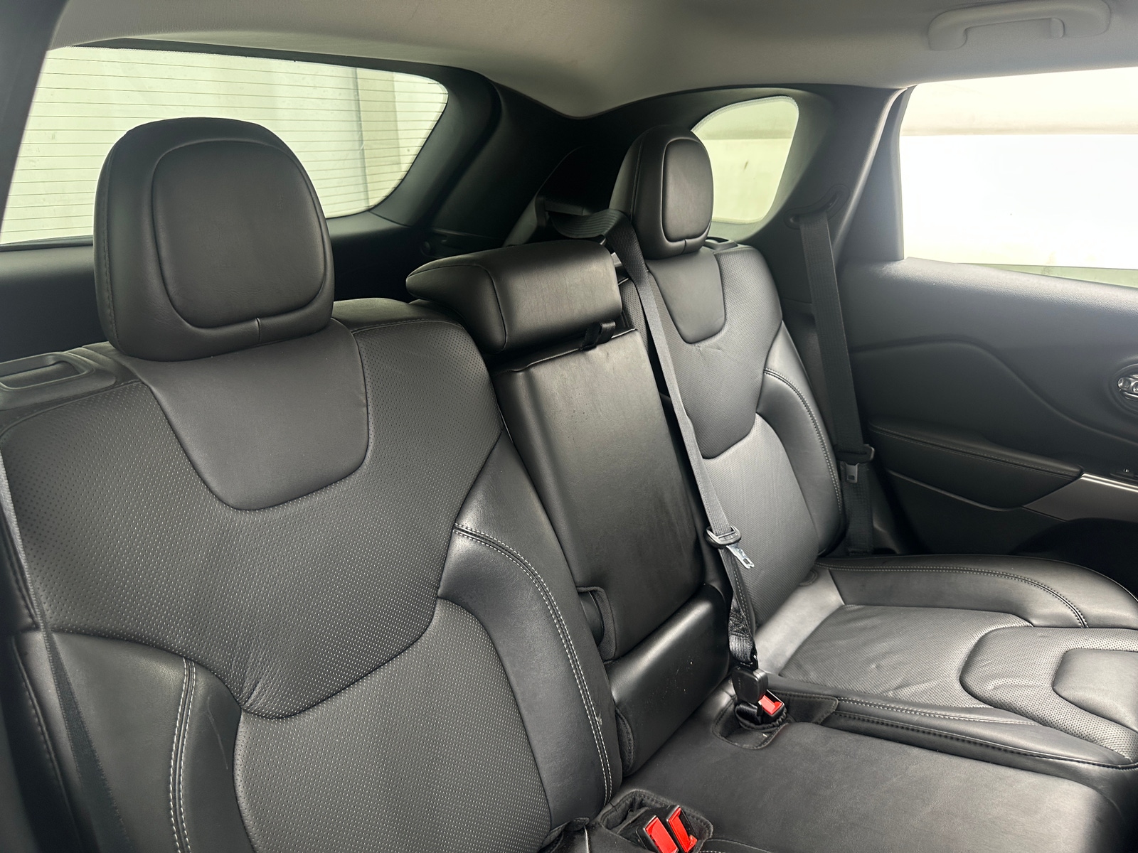 Thumbnail: 2021 Jeep Cherokee - 5