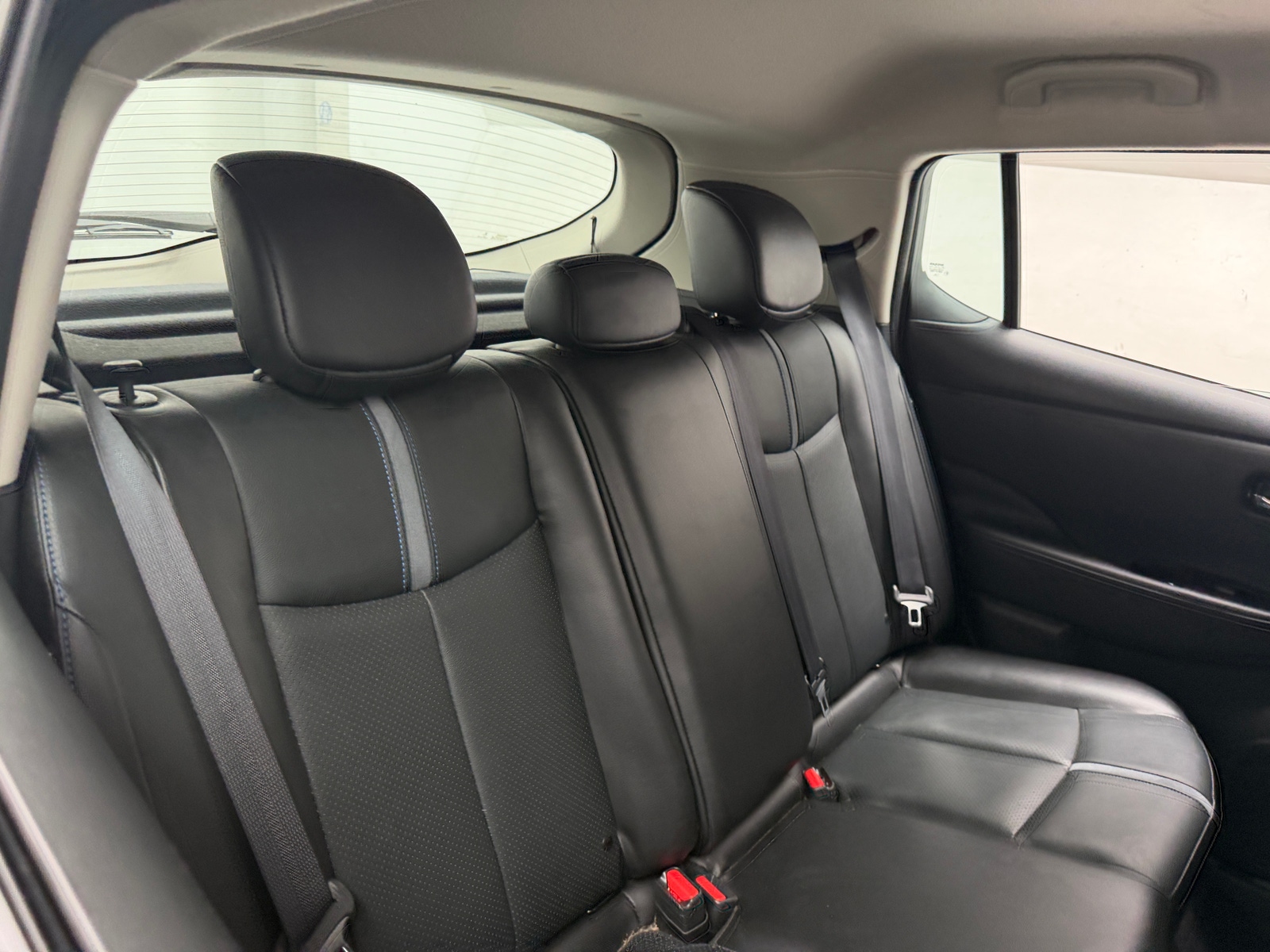 Thumbnail: 2020 Nissan Leaf - 5