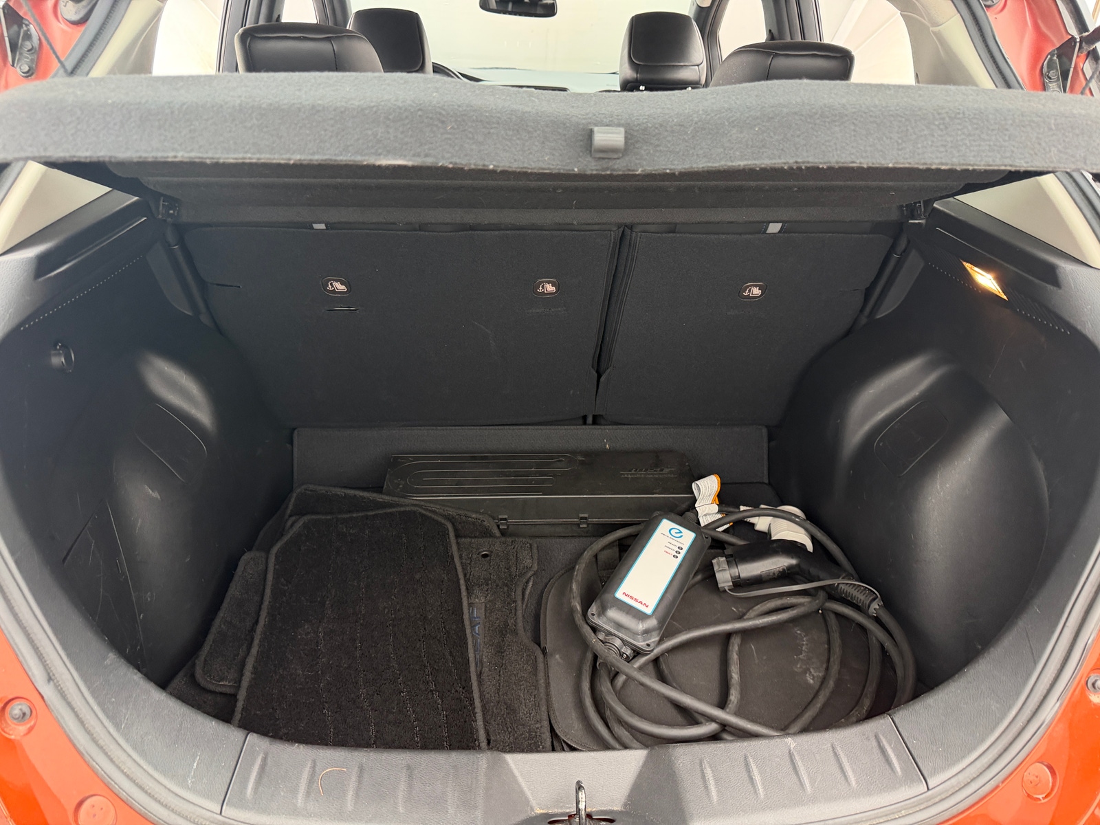 Thumbnail: 2020 Nissan Leaf - 6