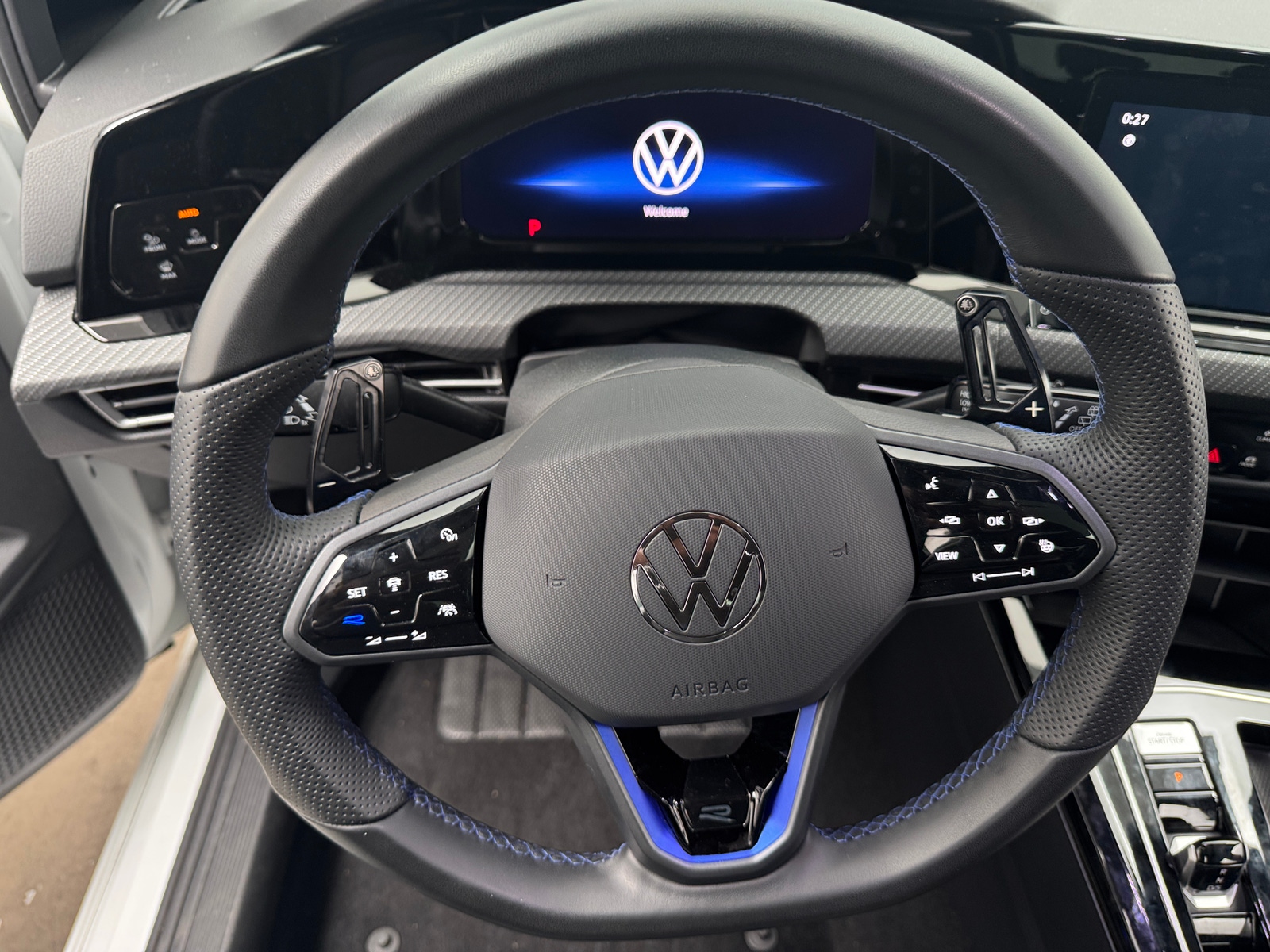 Thumbnail: 2024 Volkswagen Golf - 4