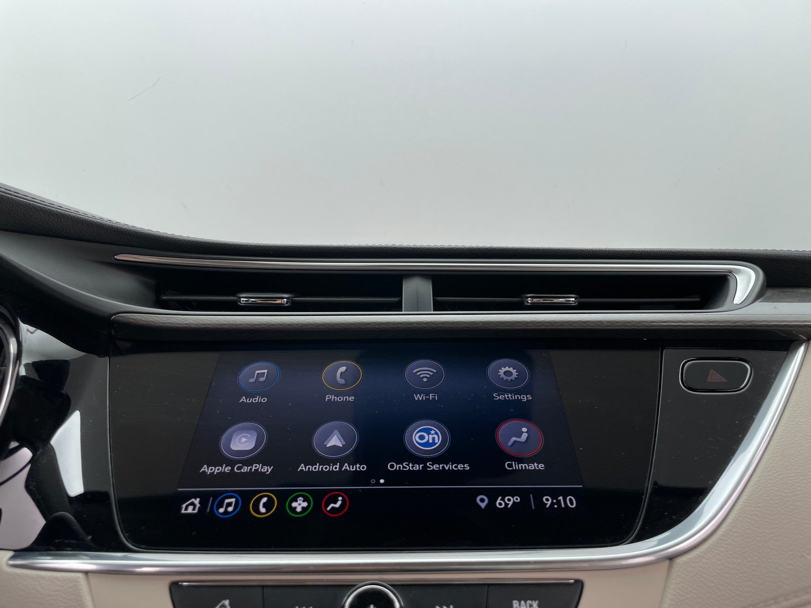 Thumbnail: 2020 Buick Encore GX - 4