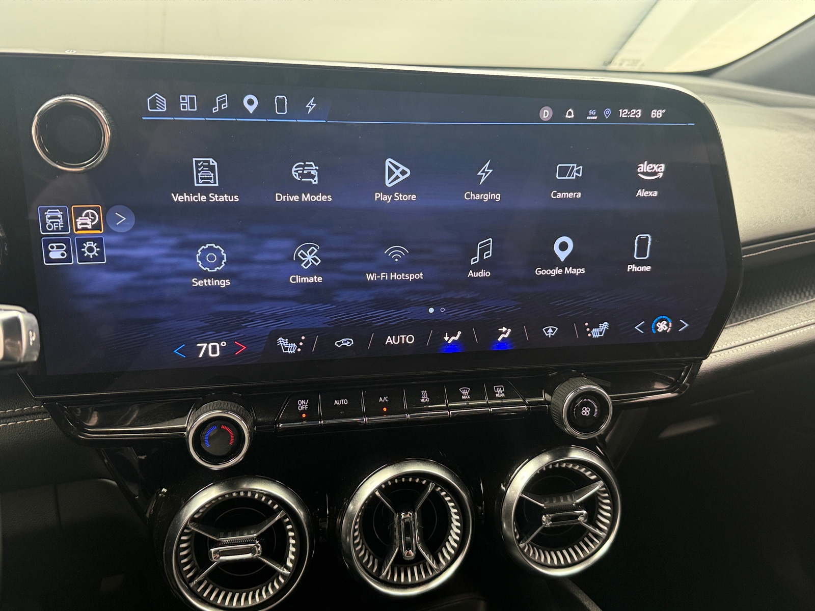 Thumbnail: 2024 Chevrolet Blazer EV - 4
