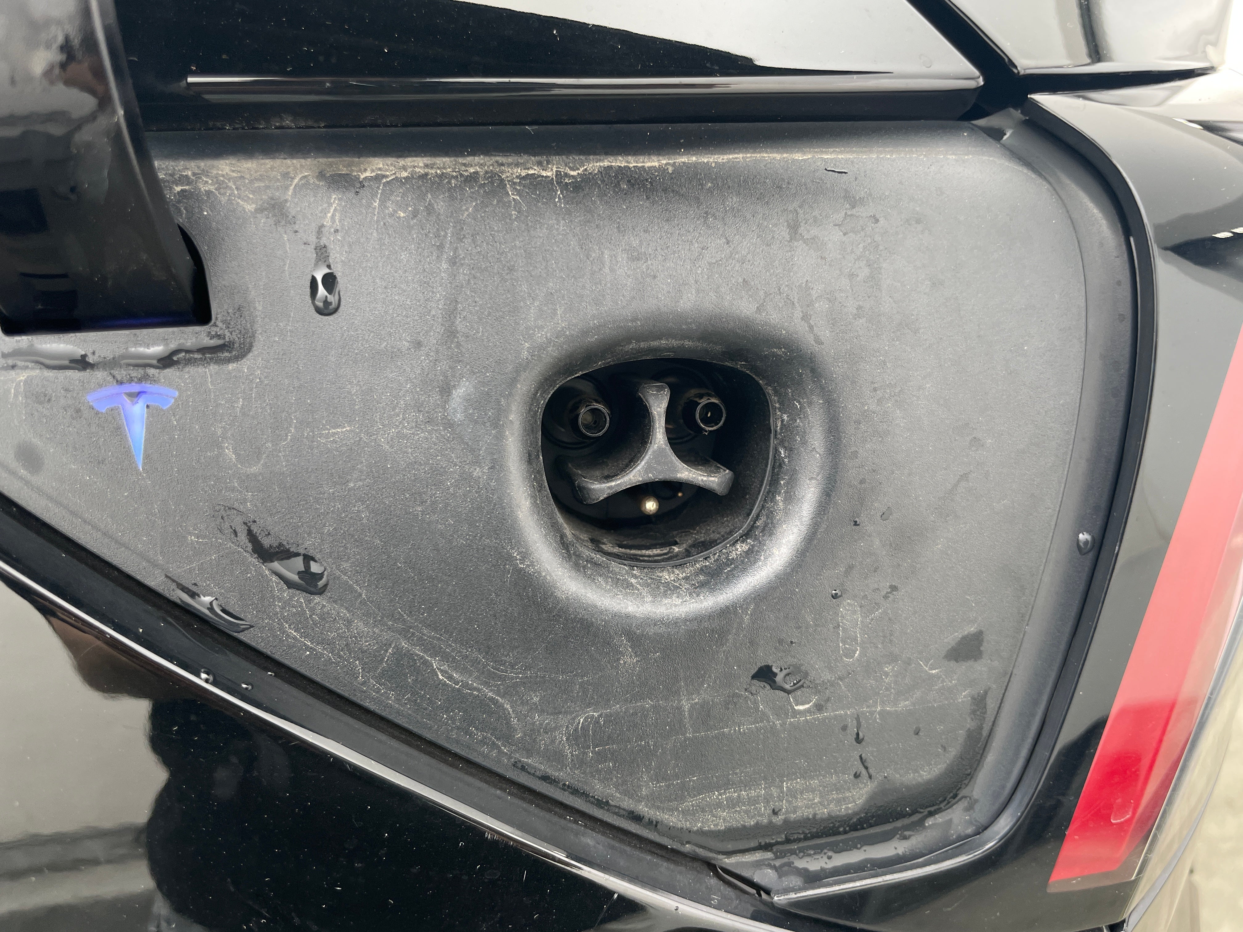 Used 2023 Tesla Model Y Long Range with VIN 7SAYGDEE4PA136153 for sale in Auburn, WA