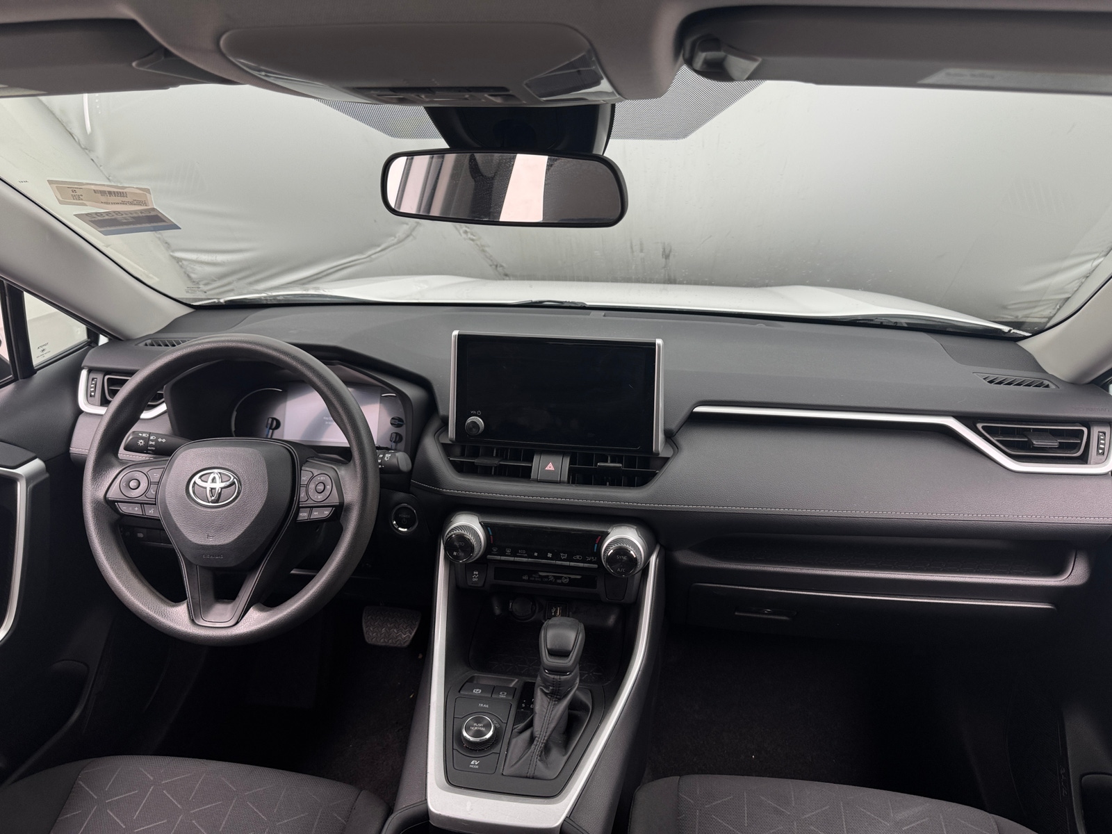 Thumbnail: 2024 Toyota RAV4 - 3