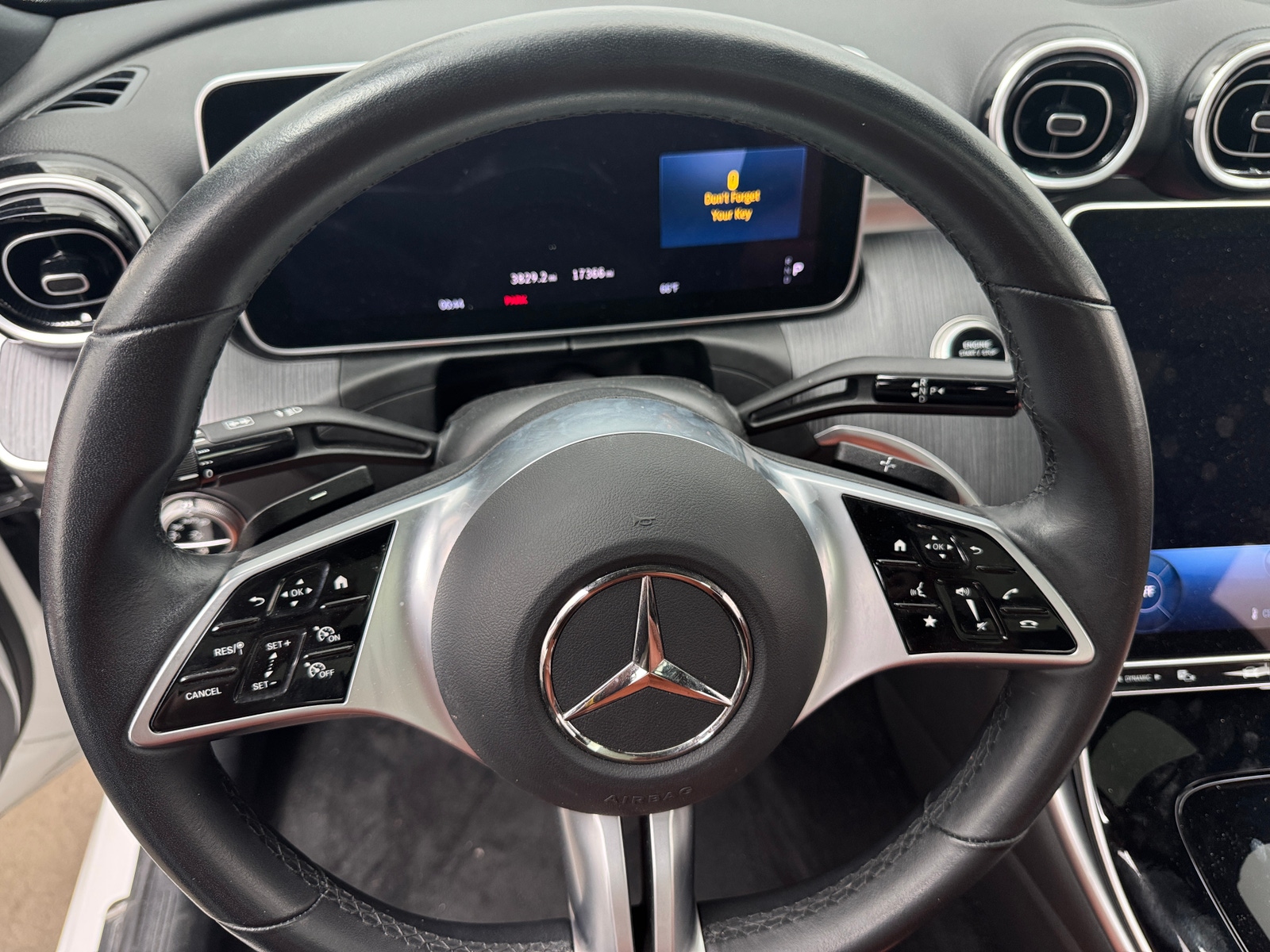 Thumbnail: 2025 Mercedes-Benz C-Class - 4