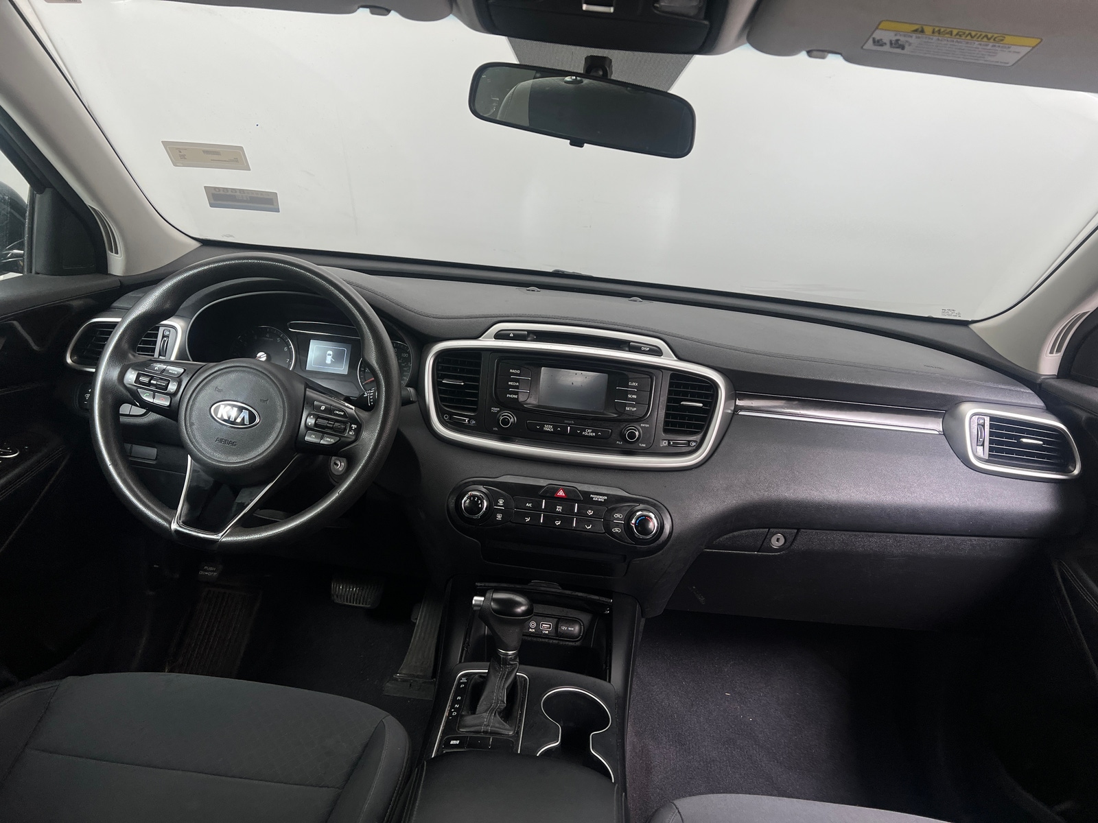 Thumbnail: 2018 Kia Sorento - 3