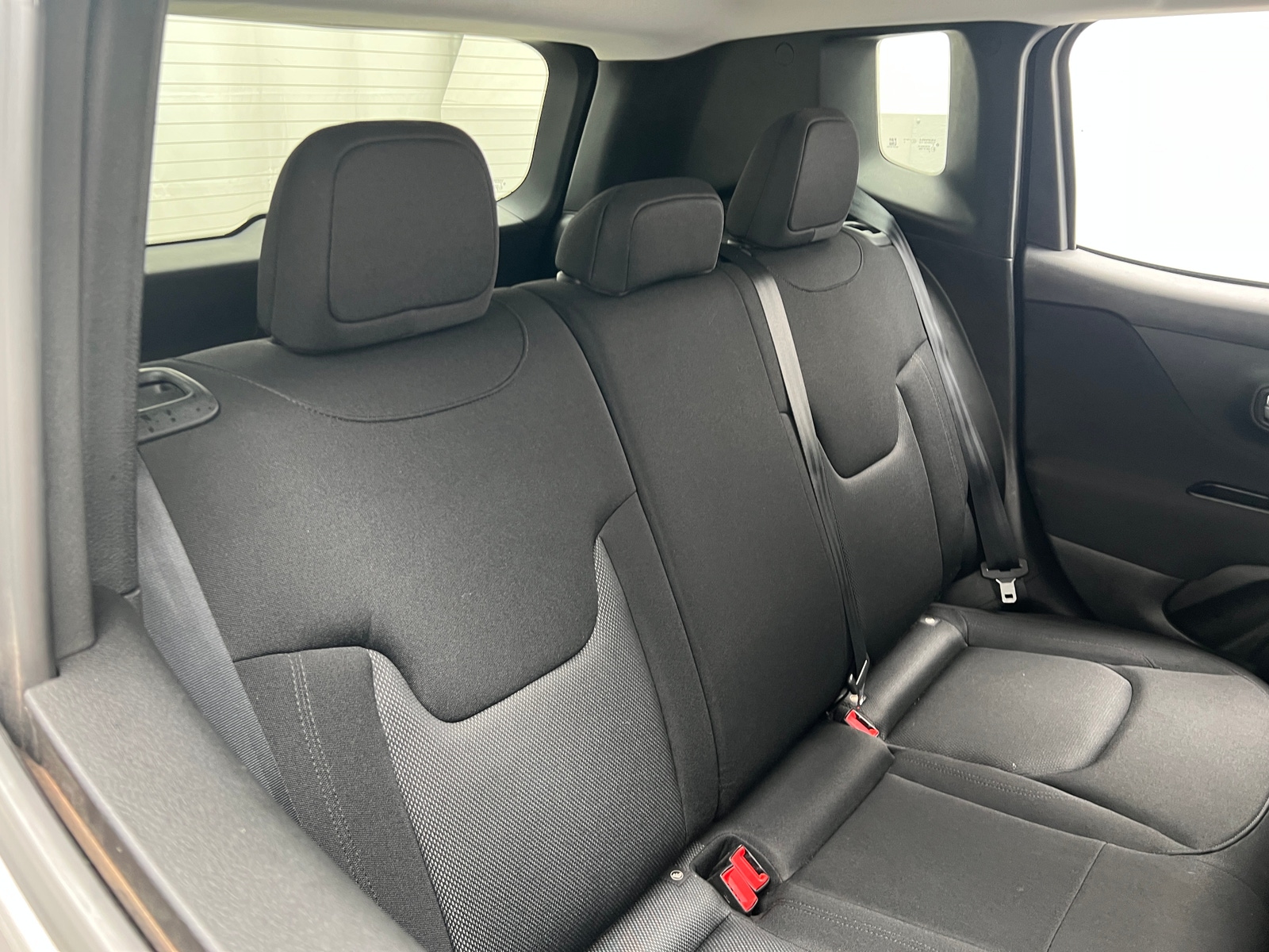Thumbnail: 2020 Jeep Renegade - 6
