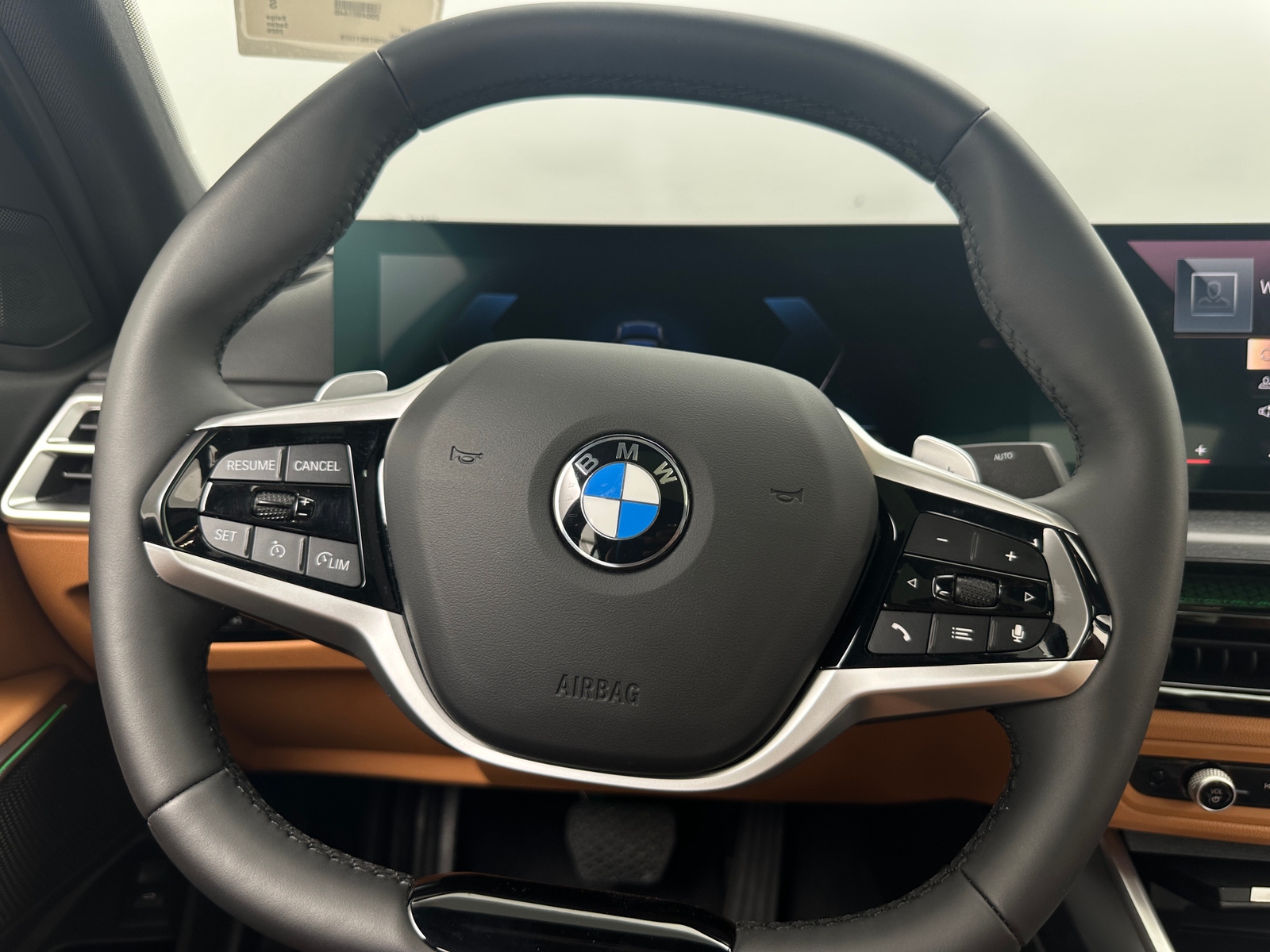 Thumbnail: 2026 BMW 3 Series - 4