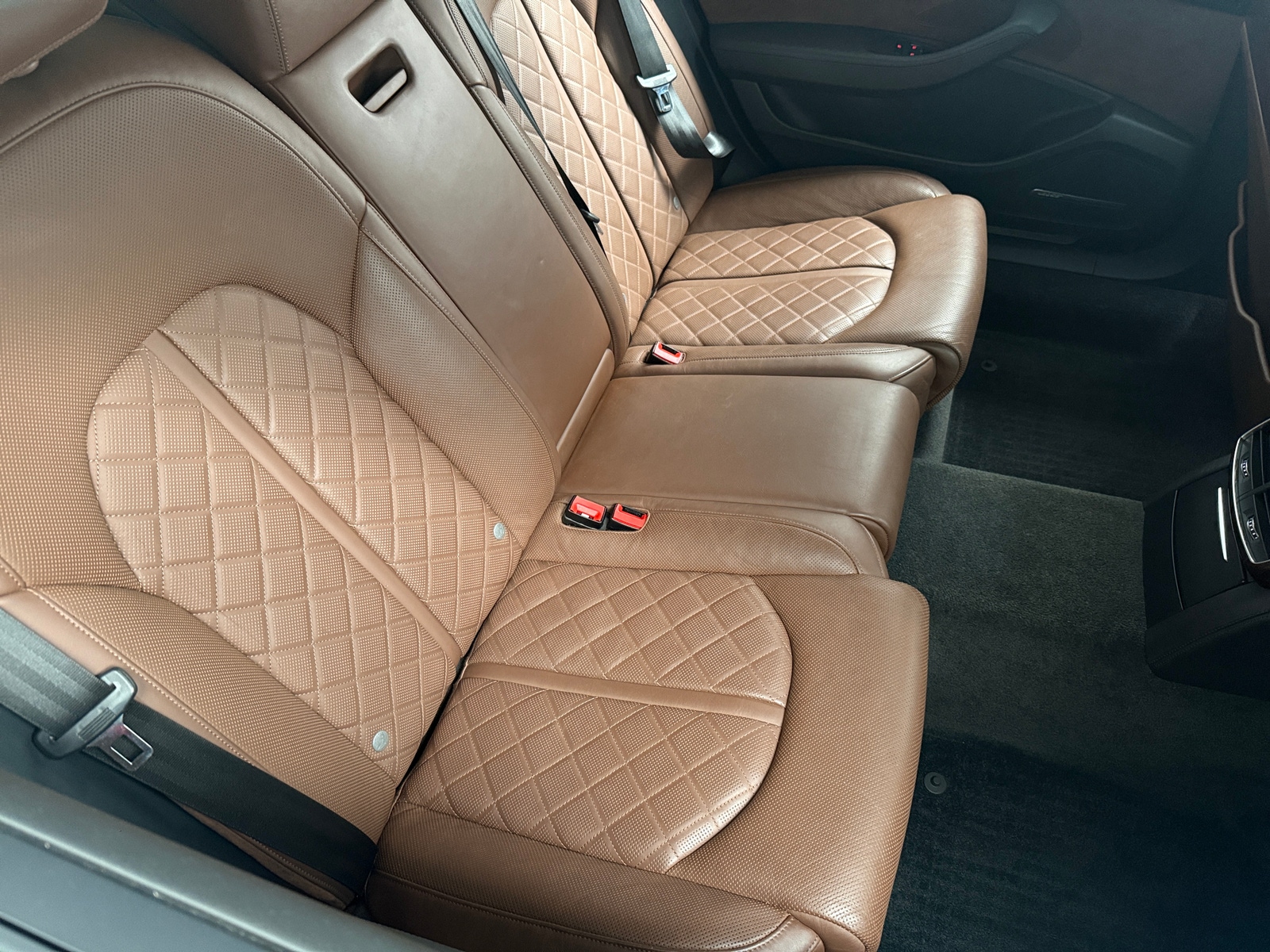 Thumbnail: 2013 Audi A8 - 5