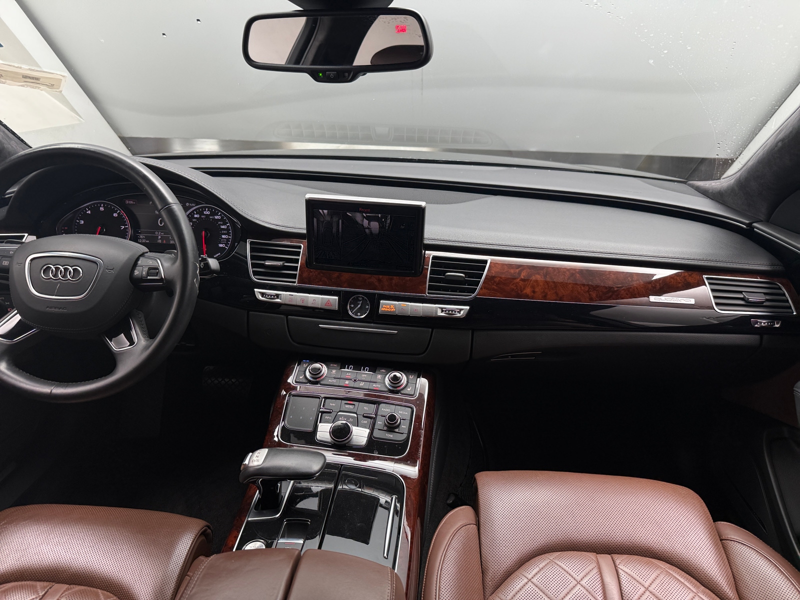 Thumbnail: 2013 Audi A8 - 2