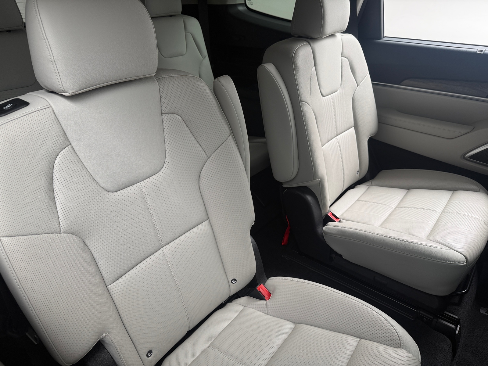 Thumbnail: 2022 Kia Telluride - 5