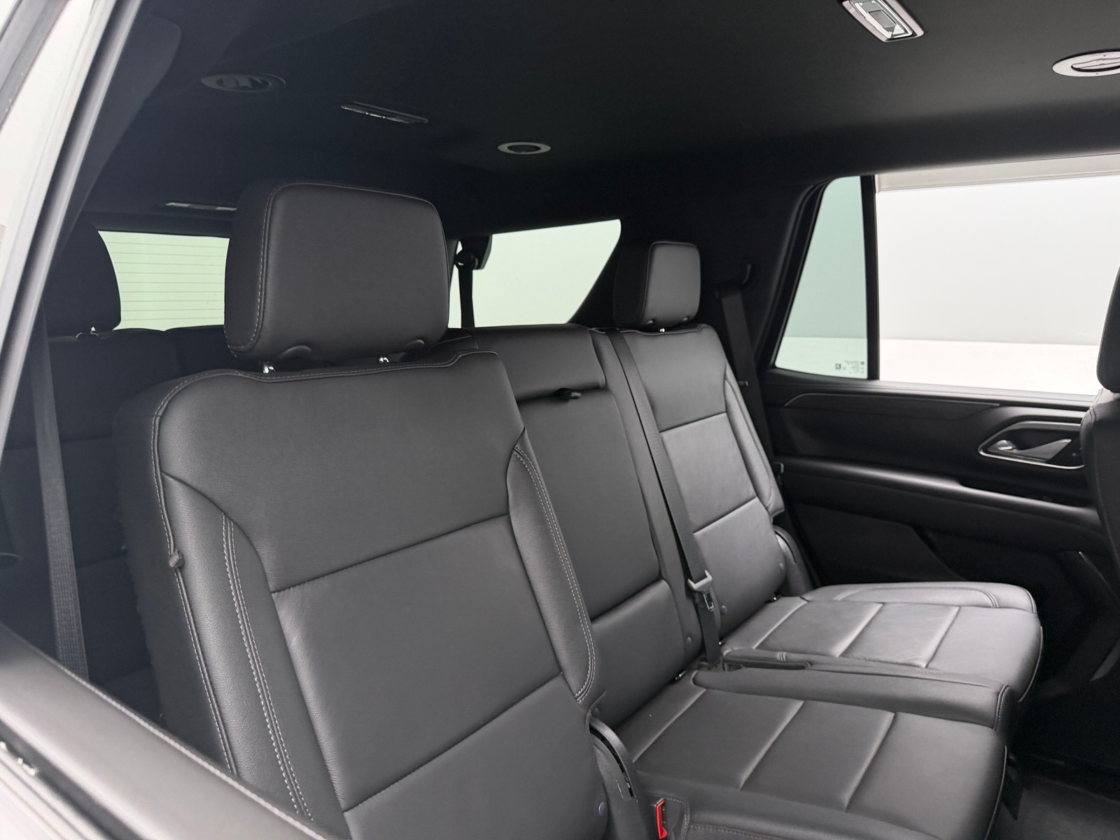 Thumbnail: 2022 Chevrolet Tahoe - 5