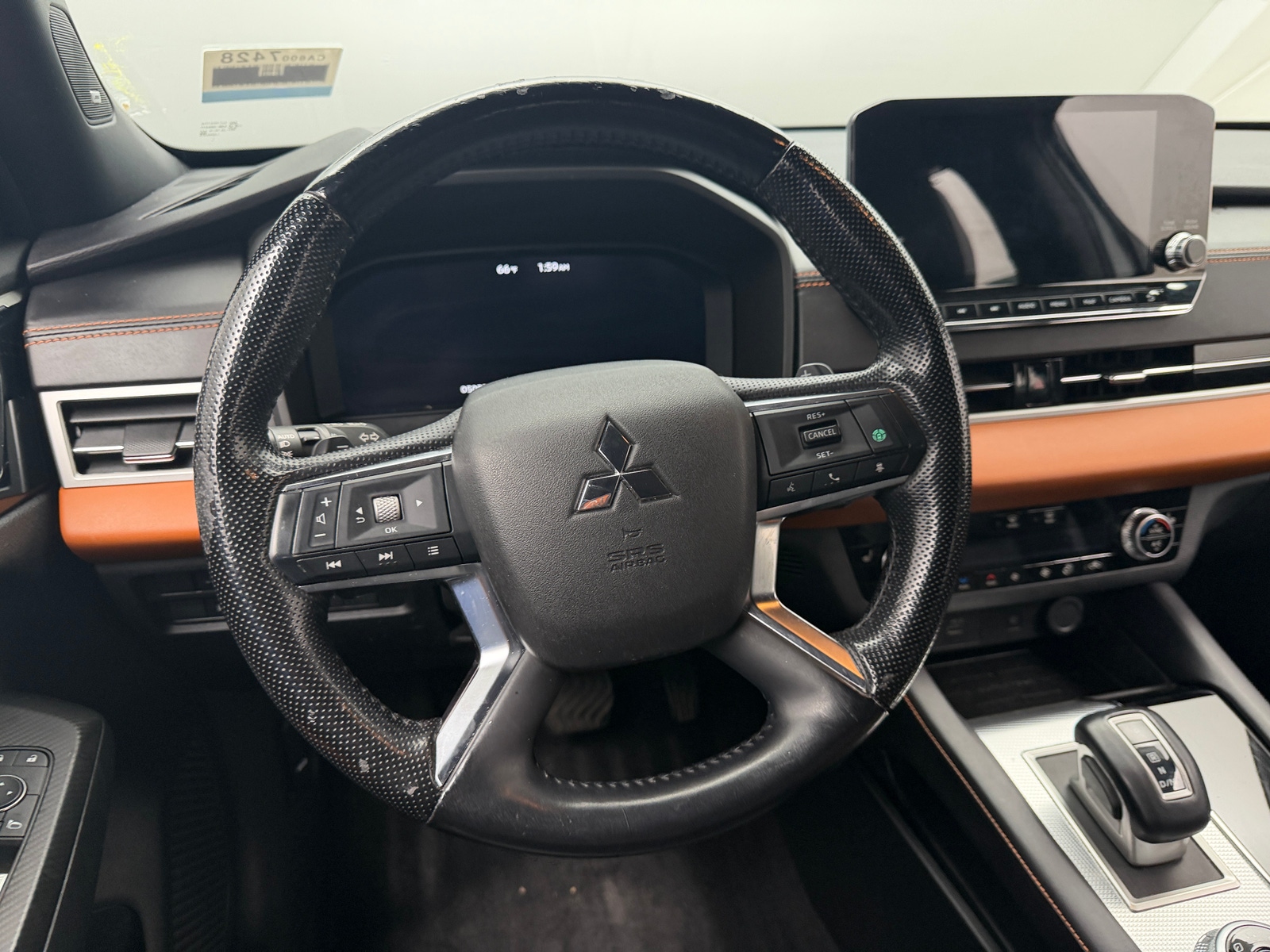Thumbnail: 2022 Mitsubishi Outlander - 4