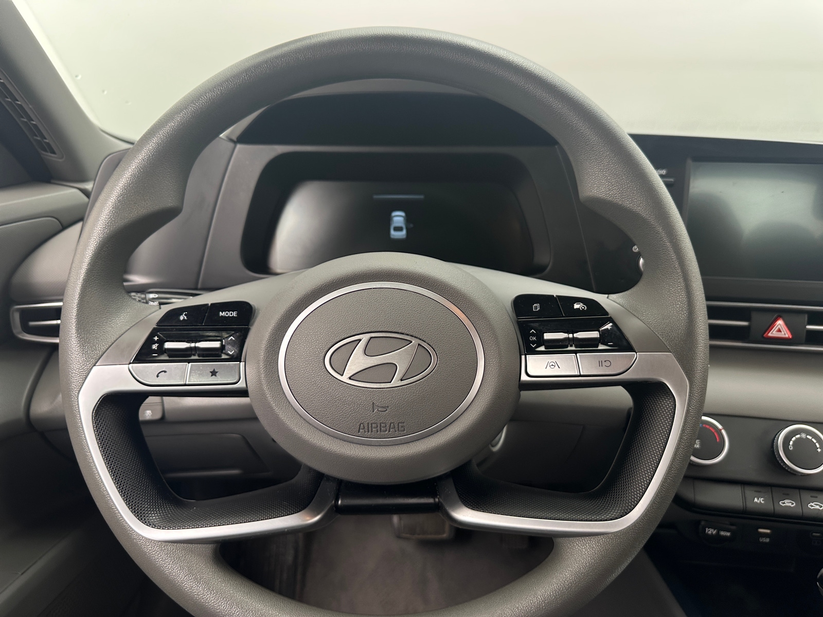 Thumbnail: 2025 Hyundai Elantra - 5