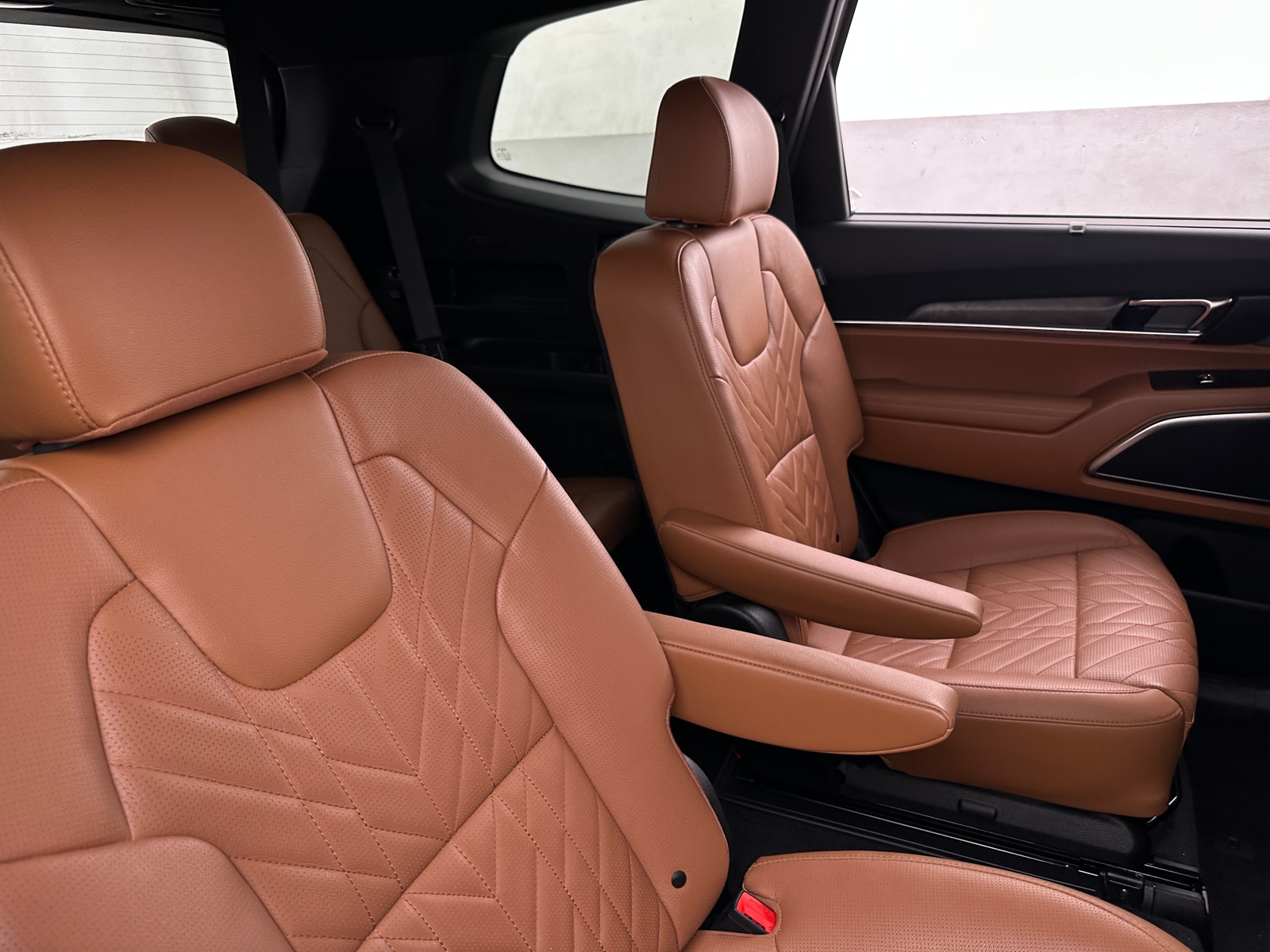 Thumbnail: 2023 Kia Telluride - 5